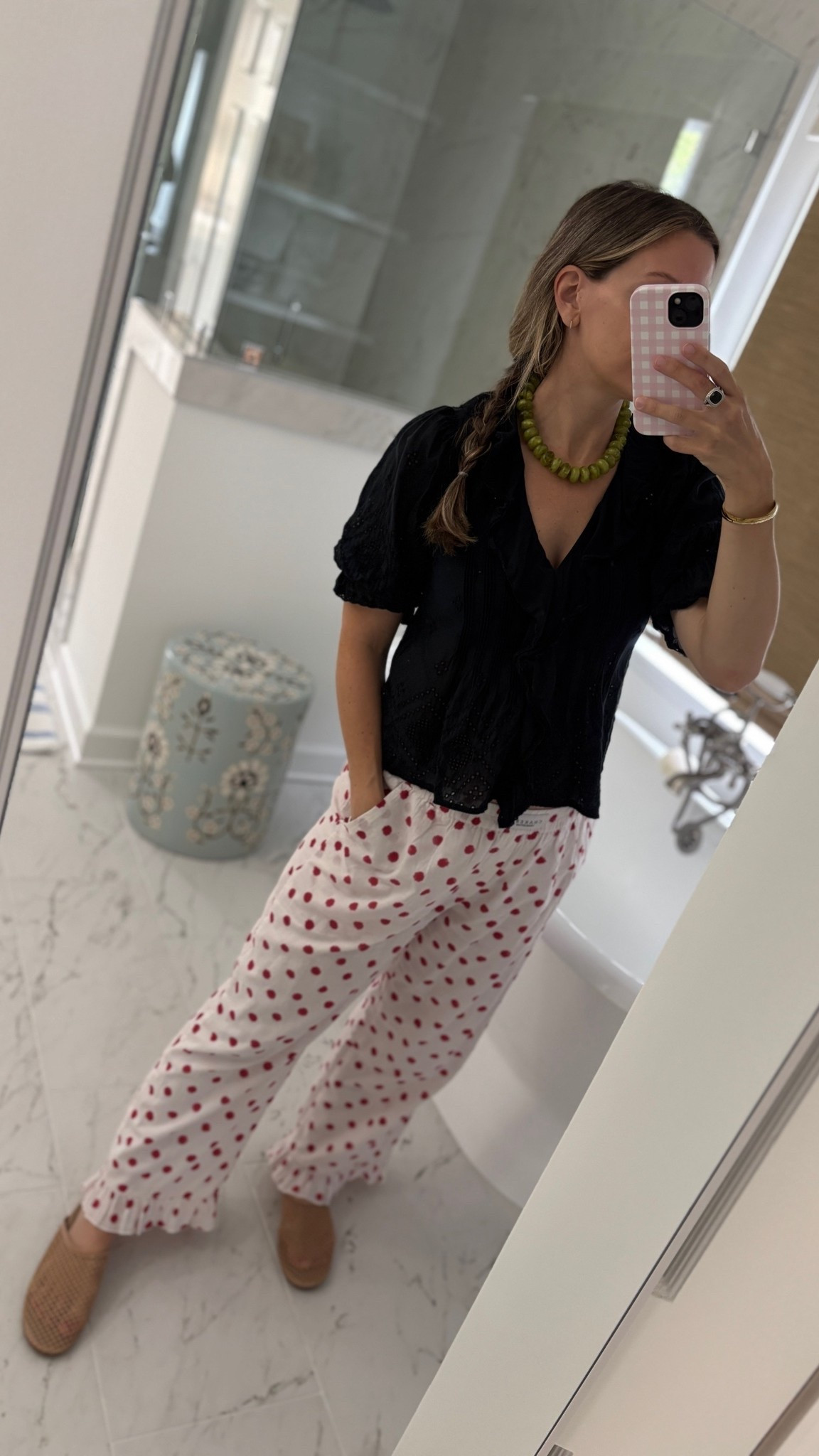 Pants are Chakeris ✨ wearing an xs in the top!

#LTKootd #LTKBump #LTKmomlife