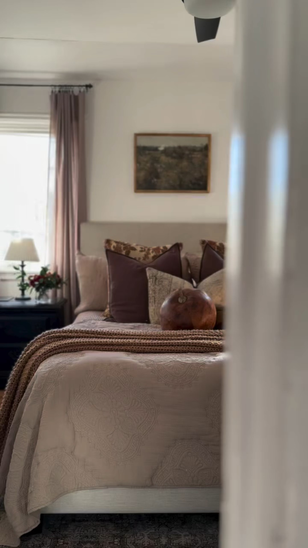 ‘Tis my absolute favorite time of year—when my home aesthetic aligns perfectly with the season! This always means switching my bedding and having it bask in the beautiful golden hours in the afternoon. This year, I recycled all of my classics—my kantha throw, @target Casaluna XL knitted throw, and @twentythirdbydeanne Renaissance pillow covers—and paired them with my new @levtexhome Muslin Stitch Quilt Set. This may now be my favorite bedding to date. 

Right now, LevtexHome is having a 20% off sale, so to ship this beauty, you can find the link in my bio, stories, and story highlights!

#Bedding #Bedroom #BedroomInspo #LevtexHome #Fall #FallStyling #Home