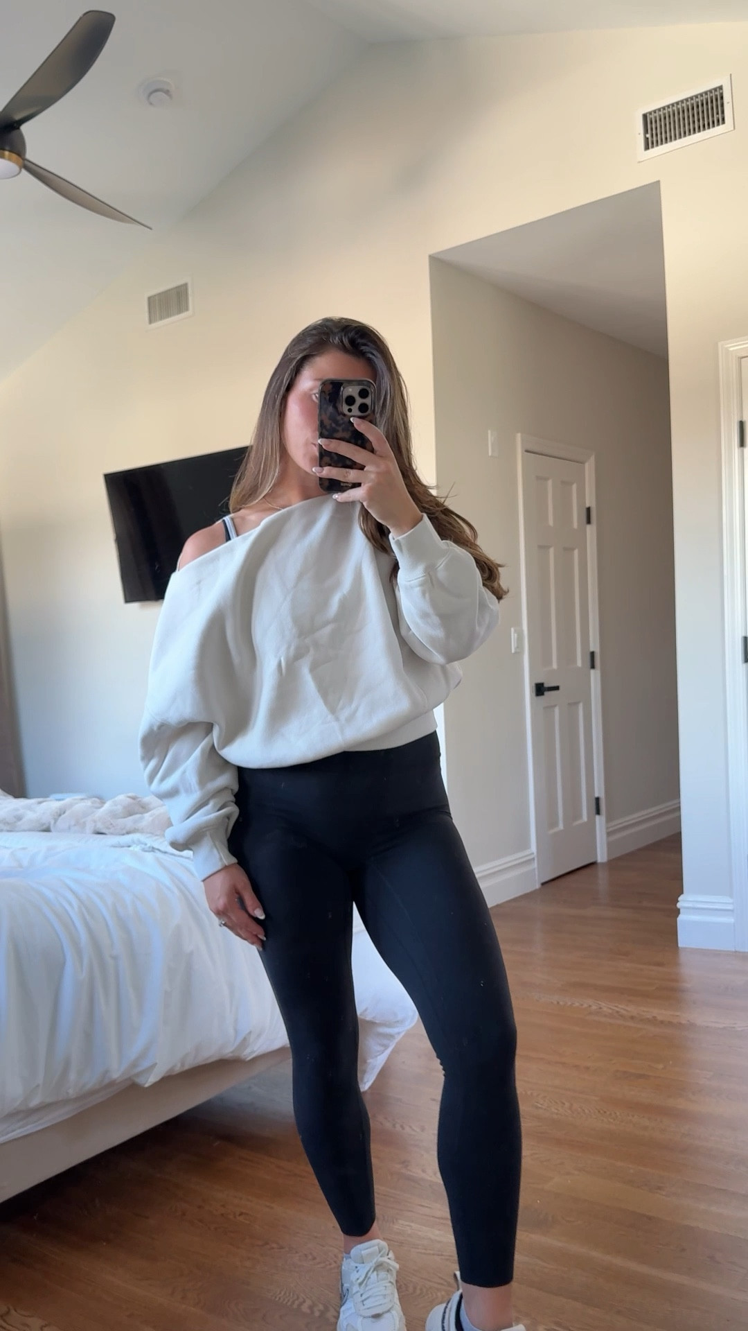 Abercrombie fall sale copy the code before heading to the site!! Medium in everything 

Leggings, sports bra. Matching set 

#LTKFallSale #LTKActive #LTKSaleAlert
