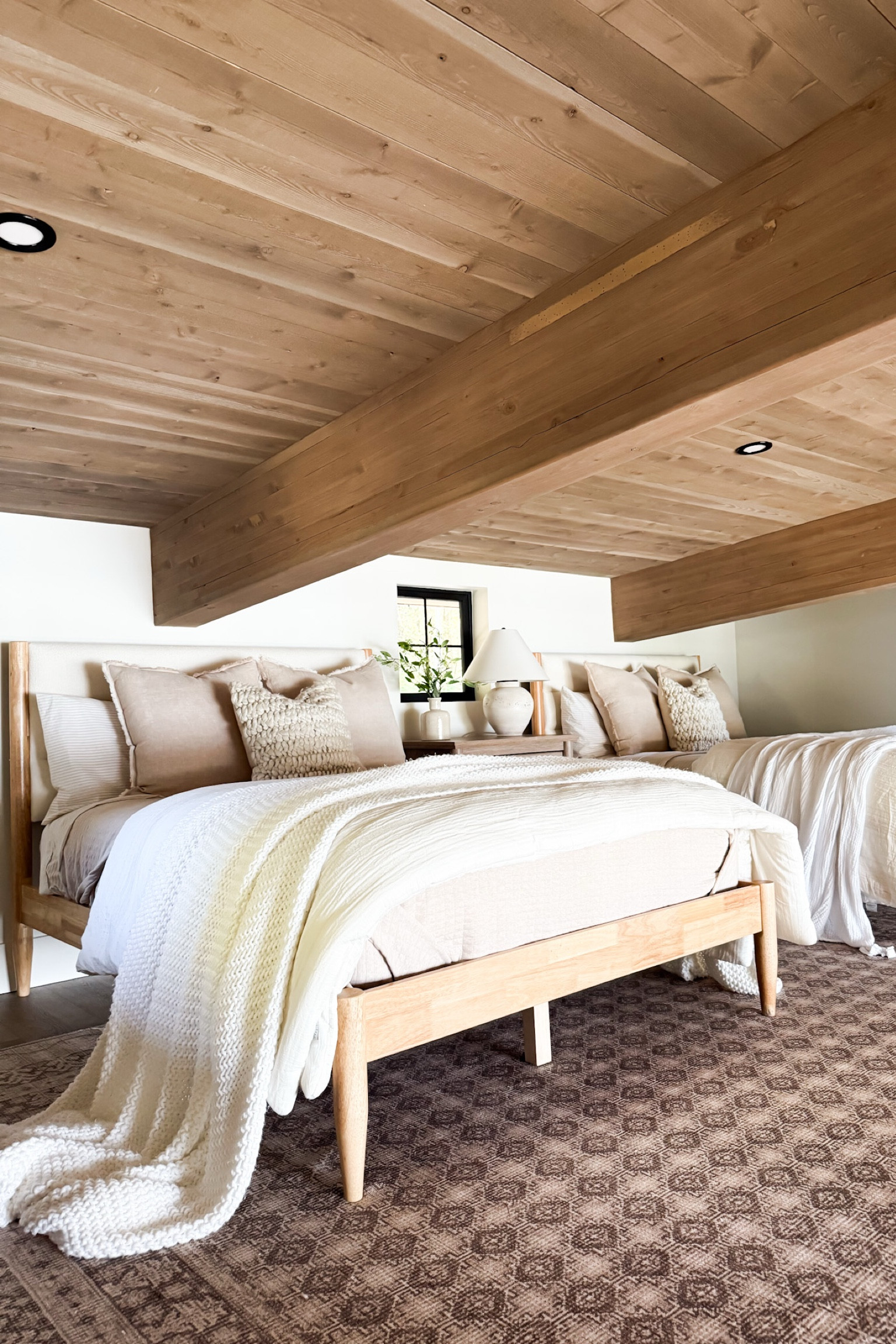 More bedding favorites on sale for Target Circle Week!

Home, home deals, home finds, home accents, bedding, bedroom inspo, neutral bedding, throw blanket, area rug, neutral rug, nightstands, modern lighting

#LTKSaleAlert #LTKSeasonal #LTKHome