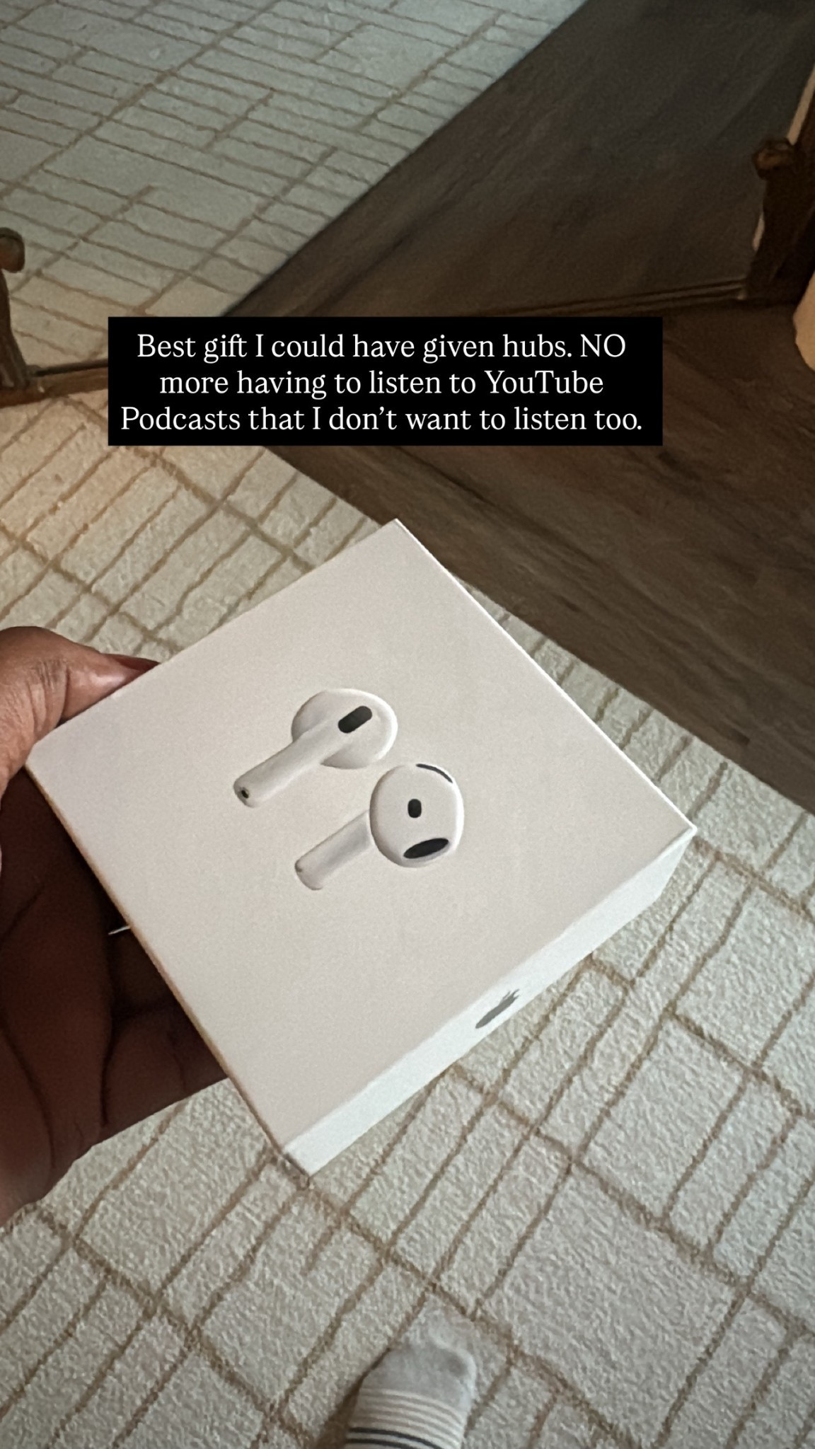 Christmas Gift Apple AirPods 

#LTKGiftGuide #LTKSeasonal