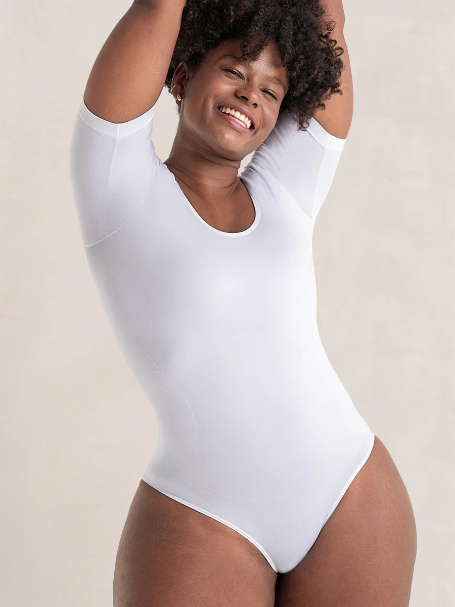 Shapermint Essentials All Day Every Day Short Sleeve Bodysuit Shapewear White 4XL | Shapermint