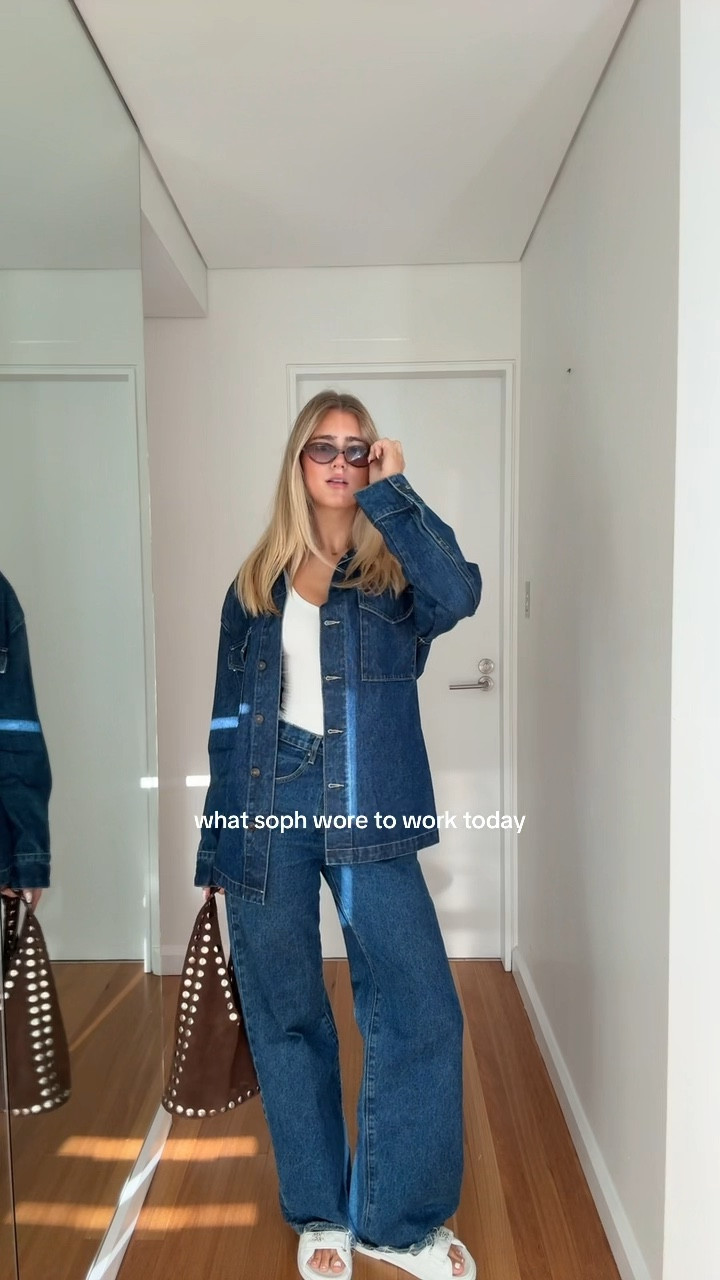 Bag is “All on seven” and shoes are Chanel but I’ve linked similar! I wear a 10 in both jeans and jacket and an XS tank 💓 glasses are linked in Amazon storefront (linked in IG bio) but I linked similar xx 

#LTKaustralia #LTKworkwear