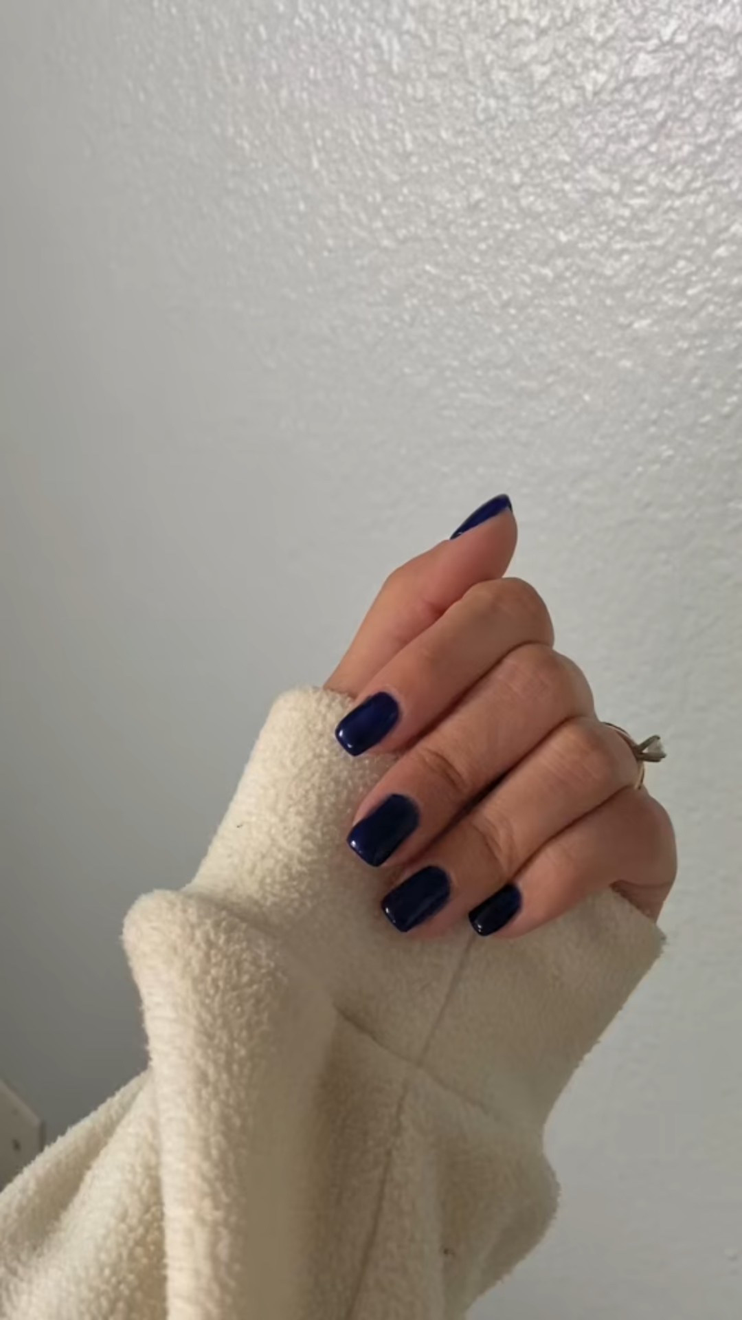 Navy blue nails are a must for pre-fall!🫐

#LTKStyleTip #LTKSeasonal #LTKFindsUnder50