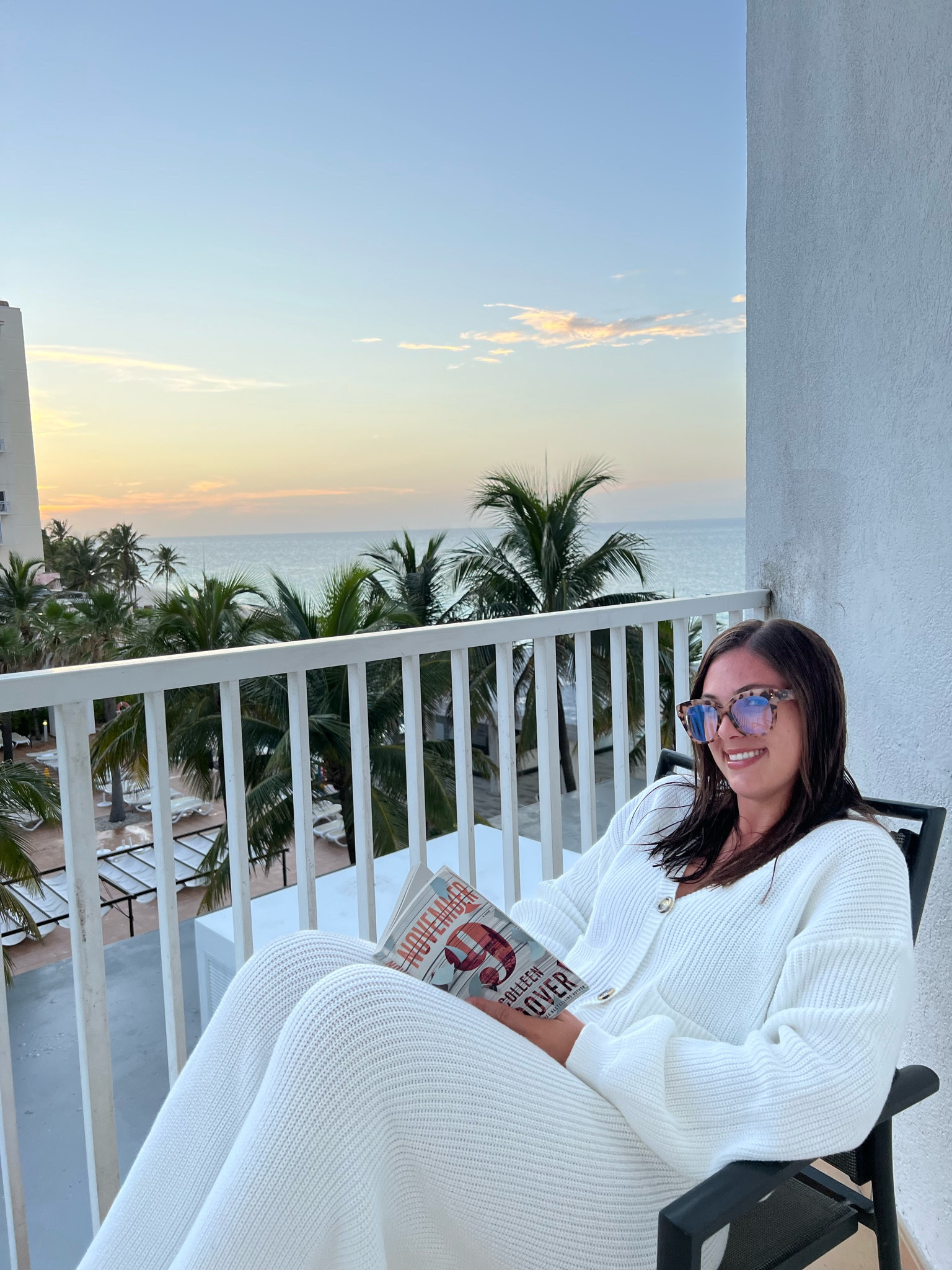 LOVE this lounge set 🤓

#LTKtravel #LTKfit