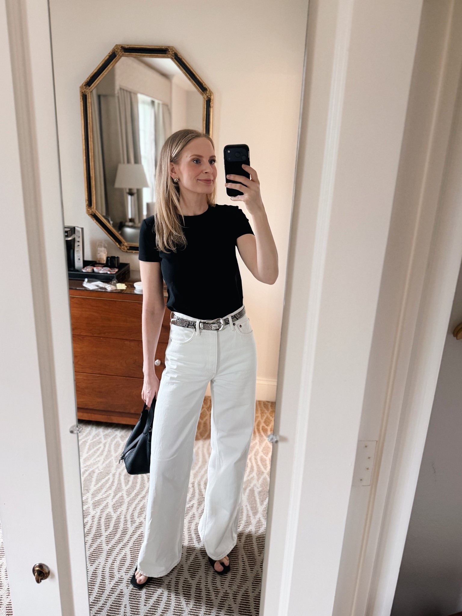 Today’s look! My sandals are ATP Atelier 🖤

#LTKootd