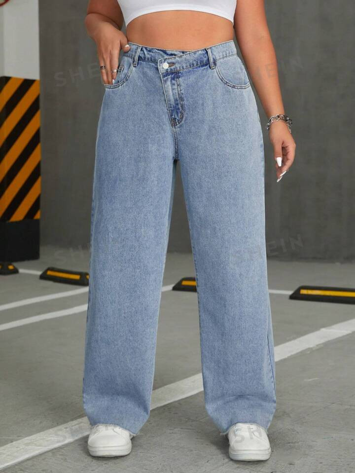 SHEIN EZwear Plus Size Women's Asymmetrical Waist Denim Jeans | SHEIN