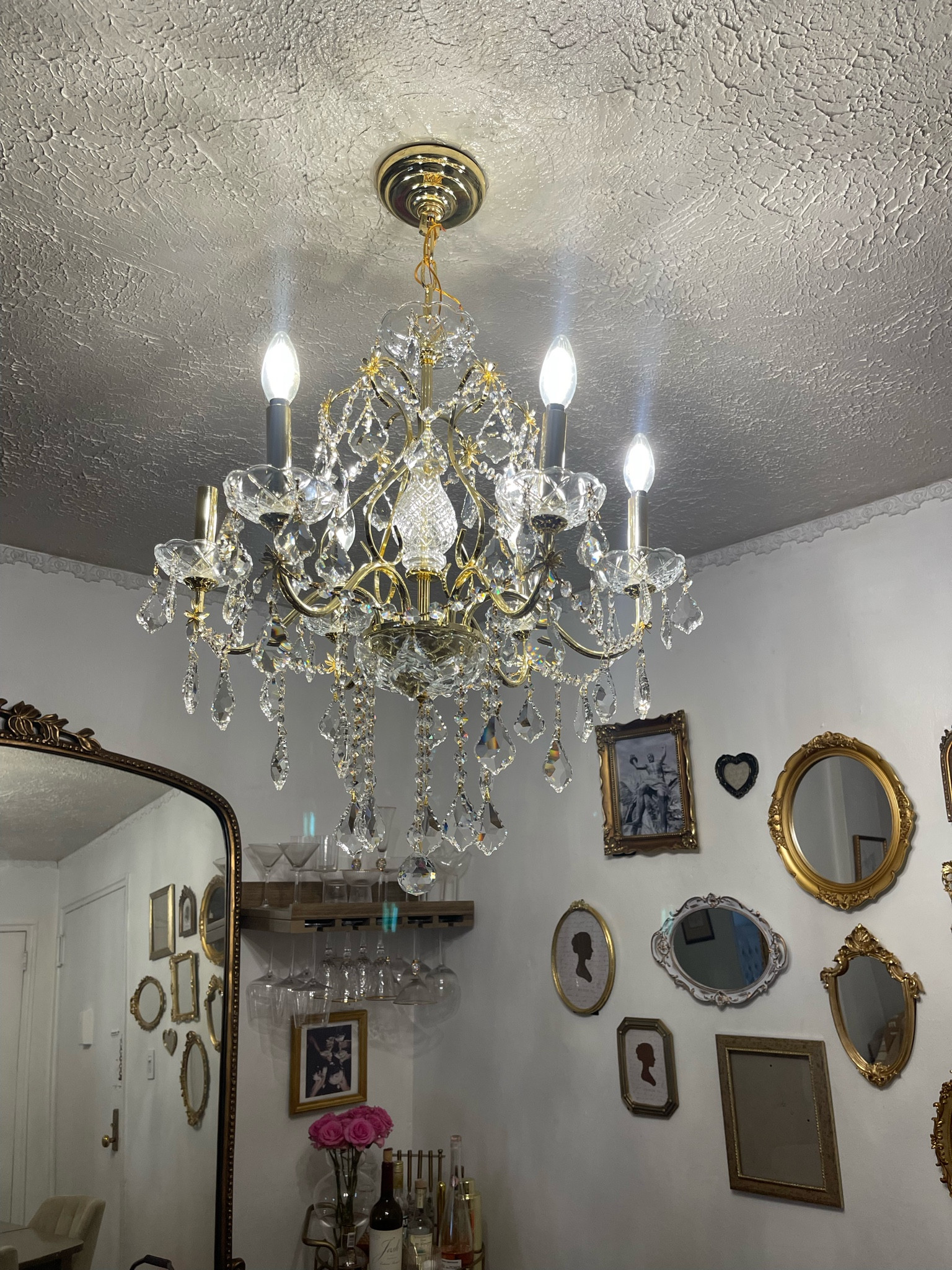 New home decor!! Vintage glamour home, Victorian home, nyc apartment, English country, French country, French modern, French vintage, small apartment #homedecor #vintagehome #victorianhome #chandelier 

#LTKSeasonal #LTKhome #LTKcurves