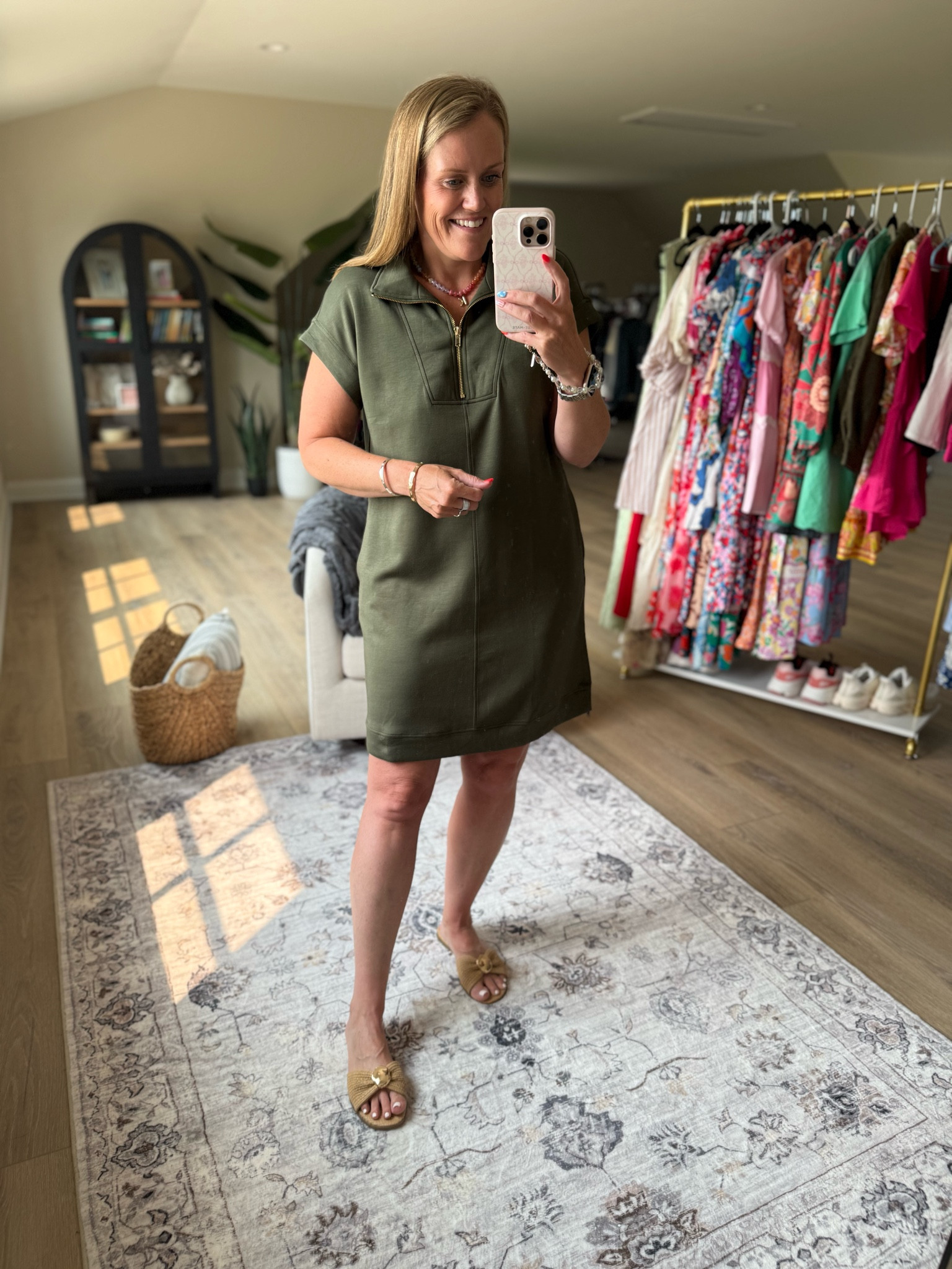 Amazon 
Amazon find 
Amazon dress 
Vacation dress
Vacation finds