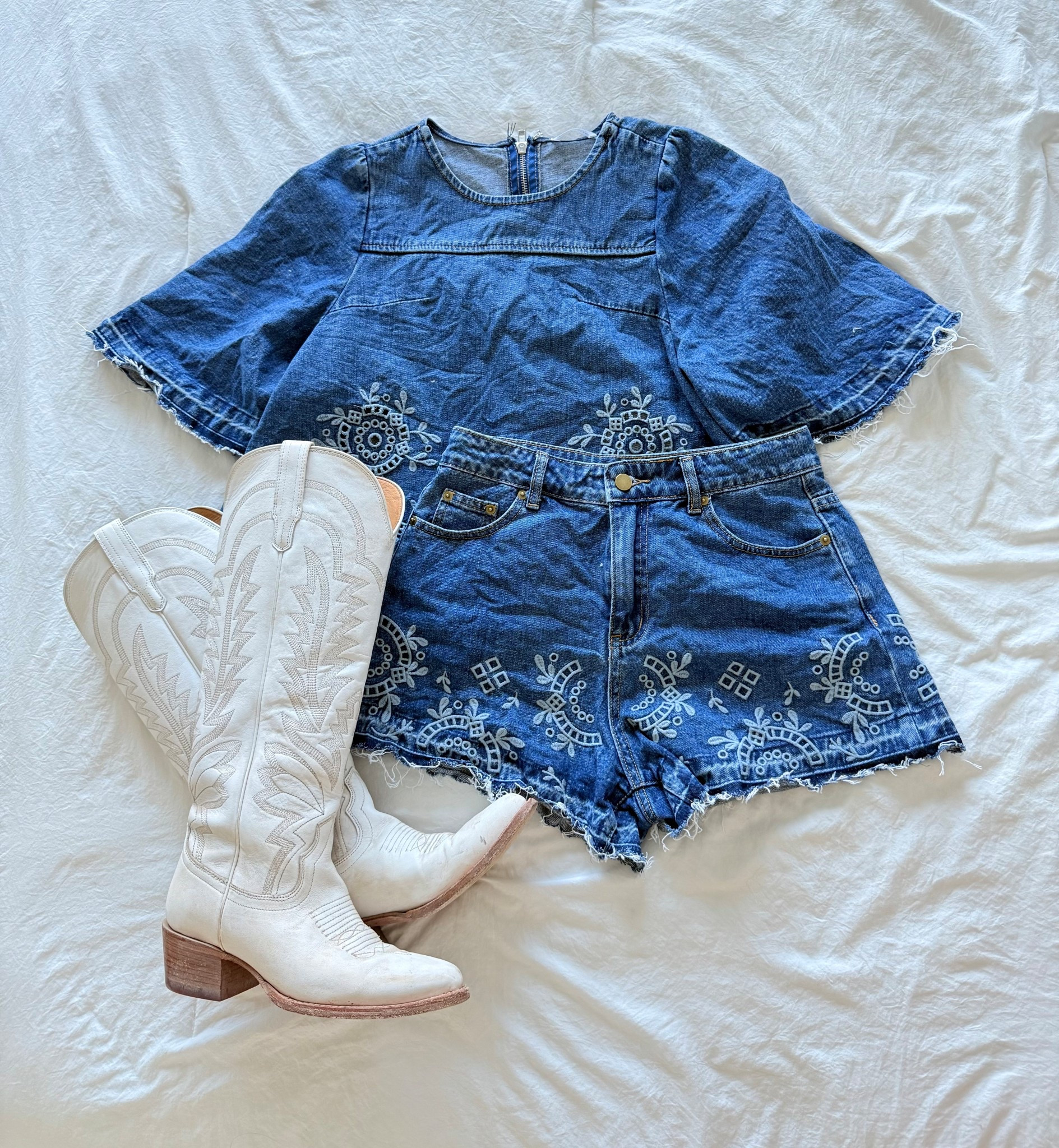 Been LOVING this western influenced fit lately! Just wore it to Round Top 🤍

#LTKShoeCrush #LTKFindsUnder50 #LTKSeasonal