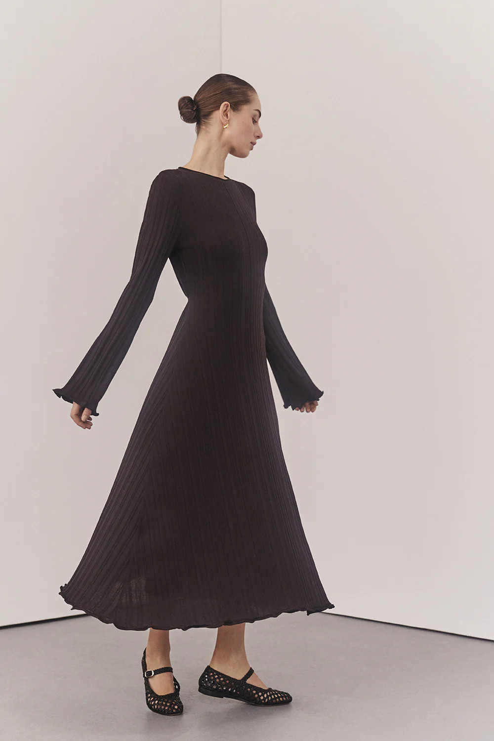 SYLVIA BITTER CHOC KNIT MIDI DRESS | DISSH