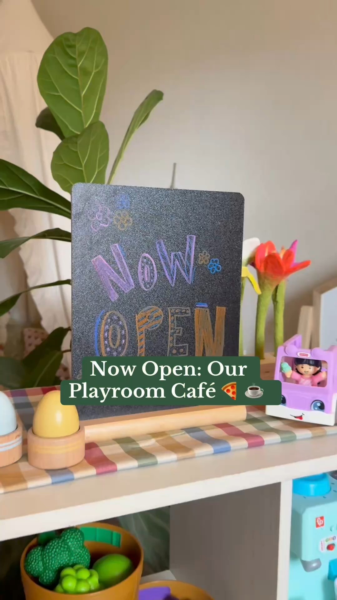 Now open for play! 🍽️ This week’s toy rotation is all about cooking, baking, and serving up fun in our little kitchen. What’s on the menu? Imaginative play, fine motor skills, and lots of creativity! 👩‍🍳✨