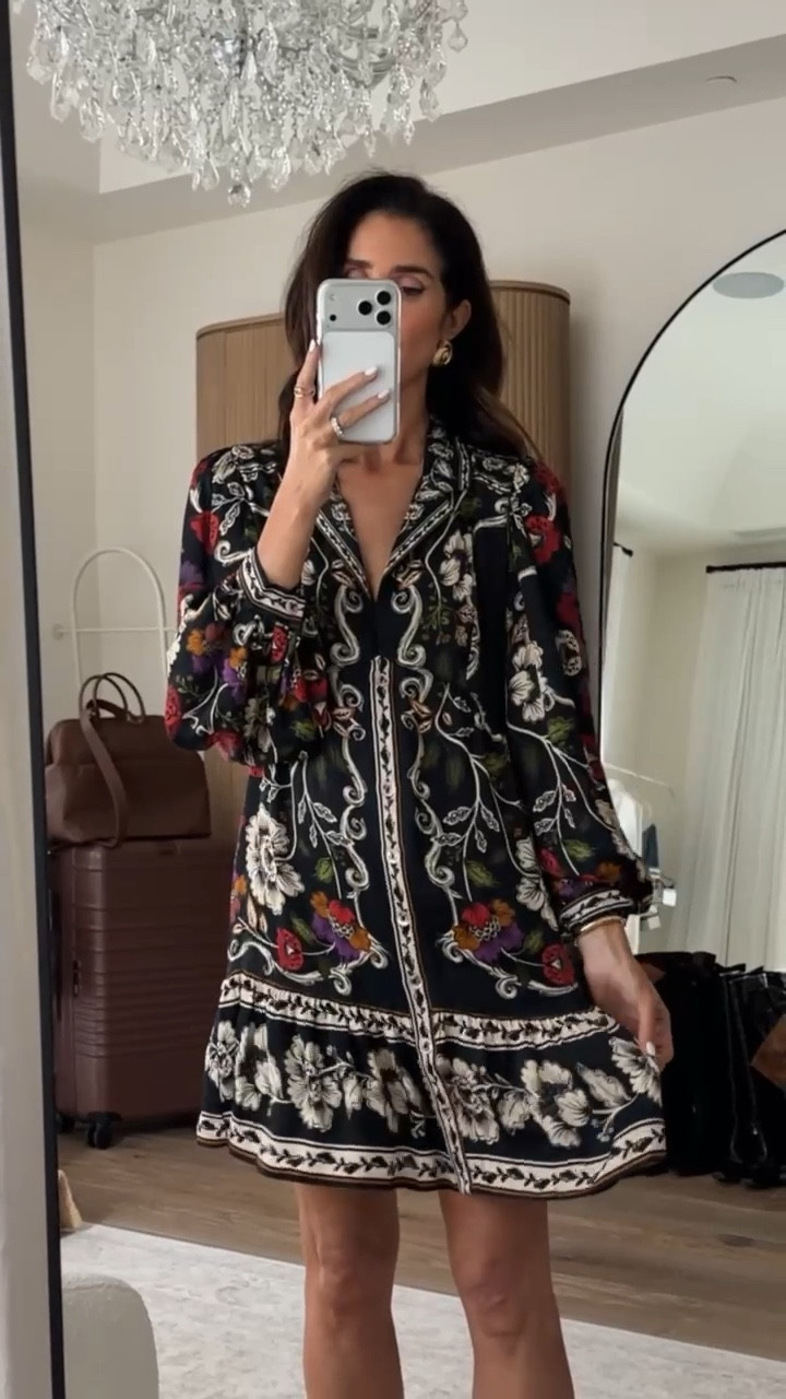 The word that comes to mind when I out this dress on is luxurious! It is so silky and I love the print for vacation. Can easily be dressed up for dinner. I’m just shy of 5-7” wearing the size smalll

#LTKootd #LTKSeasonal #LTKOver40