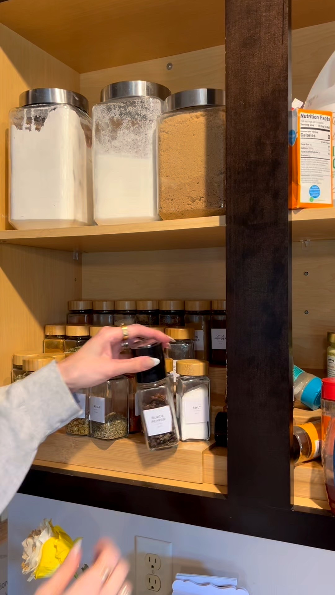 Love a good reset/restock #organizedhome #asmr #homeorganization #cleanhome #cleaningtiktok  