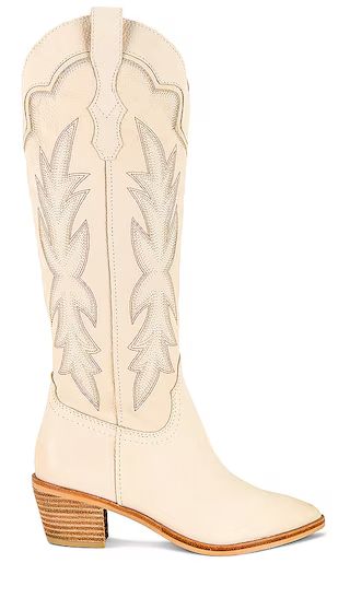Shiren Boot in Sand | Revolve Clothing (Global)