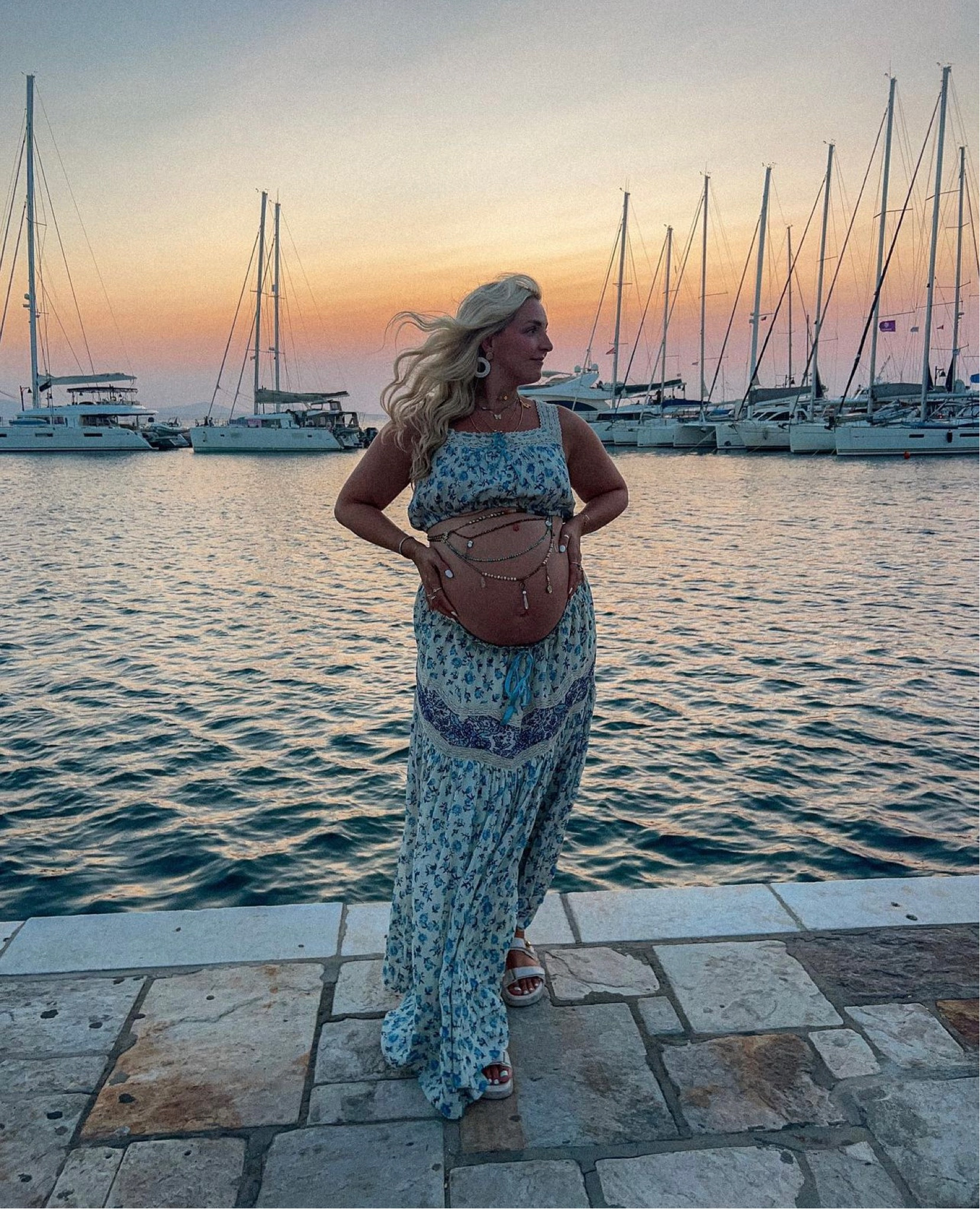 sunsets in greece 🇬🇷🌤️

#LTKSeasonal #LTKtravel #LTKstyletip