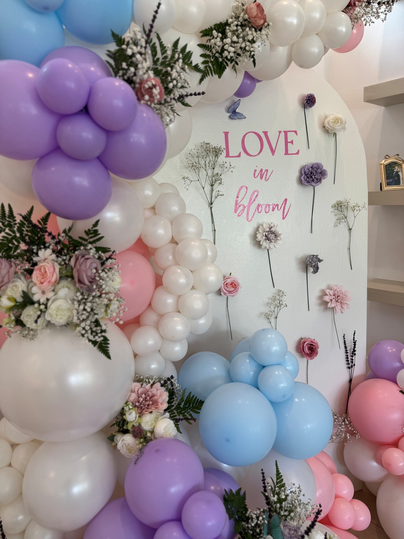 The perfect removable clips I used to attach these flowers to my flower wall! They have the best hold and would be so good for lights and so much more! 

#LTKFindsUnder50 #LTKSeasonal #LTKHome