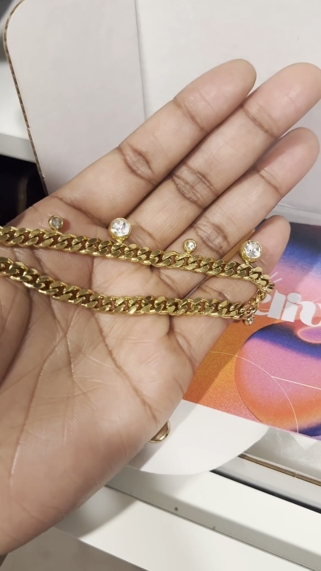 I'm obsessed with my new pieces from Raeliv.
#jewelery #necklace