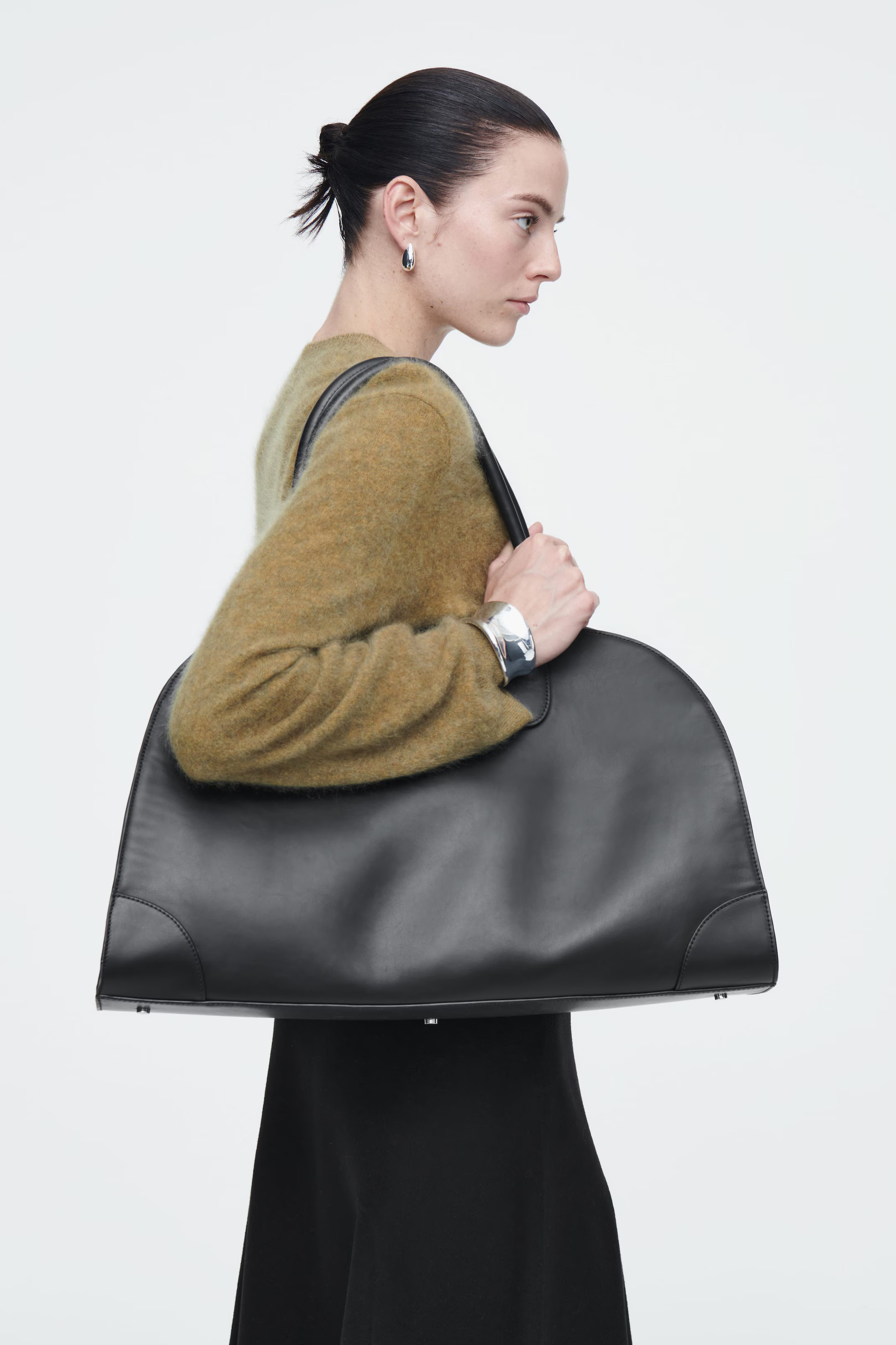 STUDIO BOWLING BAG - LEATHER - BLACK LEATHER | COS UK