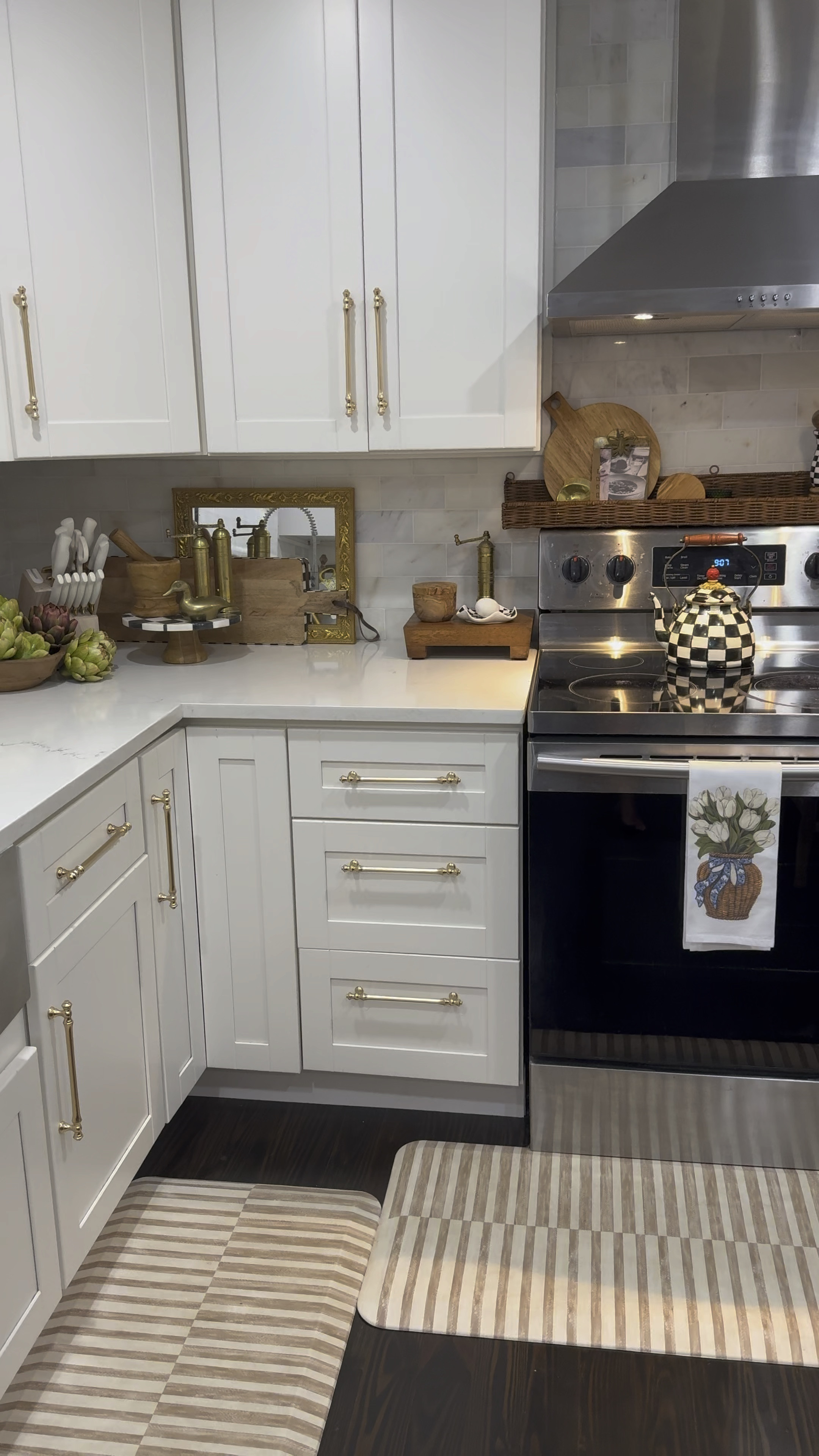 Amazon gold brass kitchen handles on sale!! 

#LTKsalealert #LTKhome #LTKfindsunder100