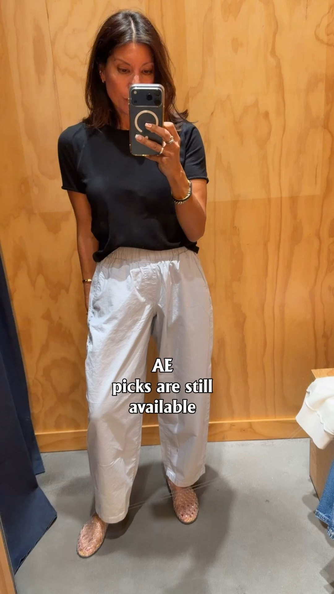 Too good not to grab now!! 
@American Eagle Outfitters 
Wearing xs in all pieces 
Pants 40% off 
Top 70% off 

Vacation ready 
Travel outfit 
Summer styles

#LTKPetite #LTKOver40 #LTKSeasonal