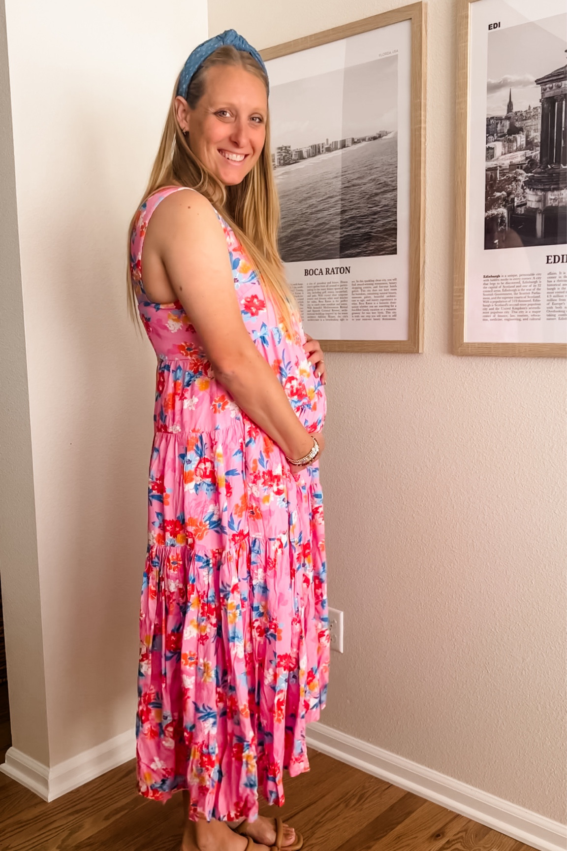 Love how flowy and comfortable this one is. Plus it has pockets!!!

#LTKSeasonal #LTKBump