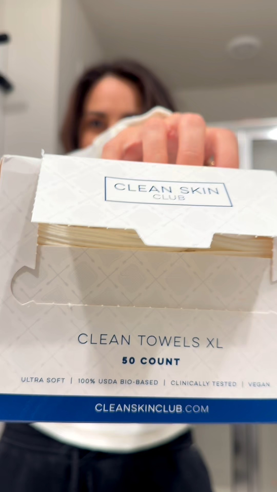 no voiceover. no music. it really just speaks for itself

- designed for gentle exfoliation 
- compostable face towels 
- reduces redness 
- free of chemicals

#grwm #makeupremoval #cleanyourface #healthyswaps 


#LTKTravel #LTKBeauty