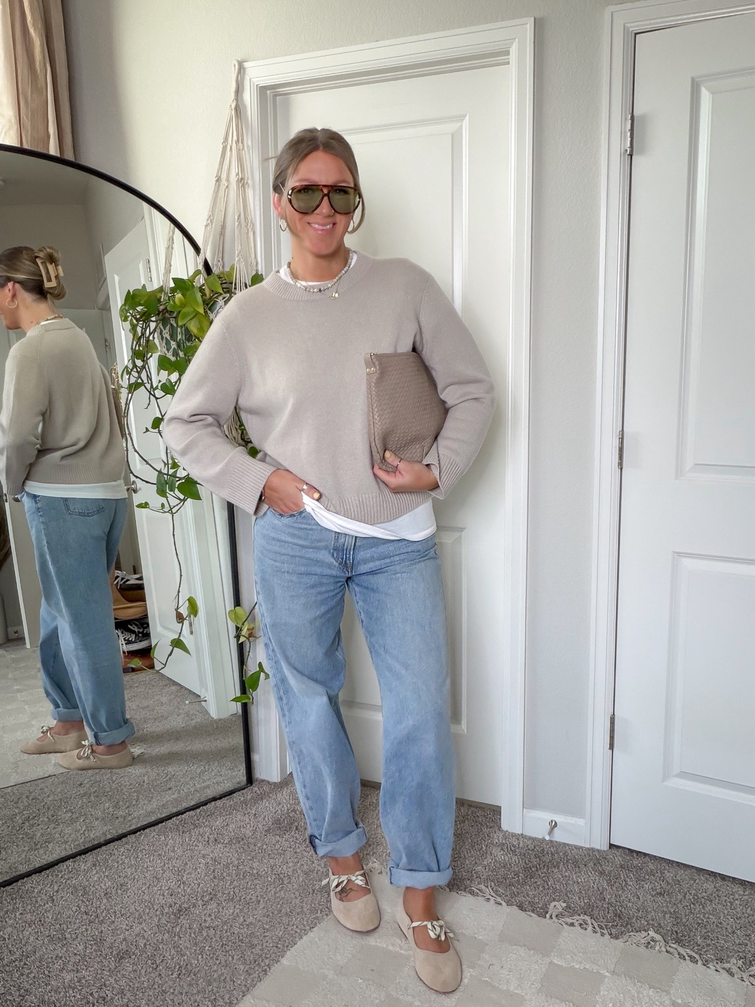 Large sweater, large tee, 31x34 jeans (sized up, run a bit small) 11 flats 

#LTKTall #LTKOver40