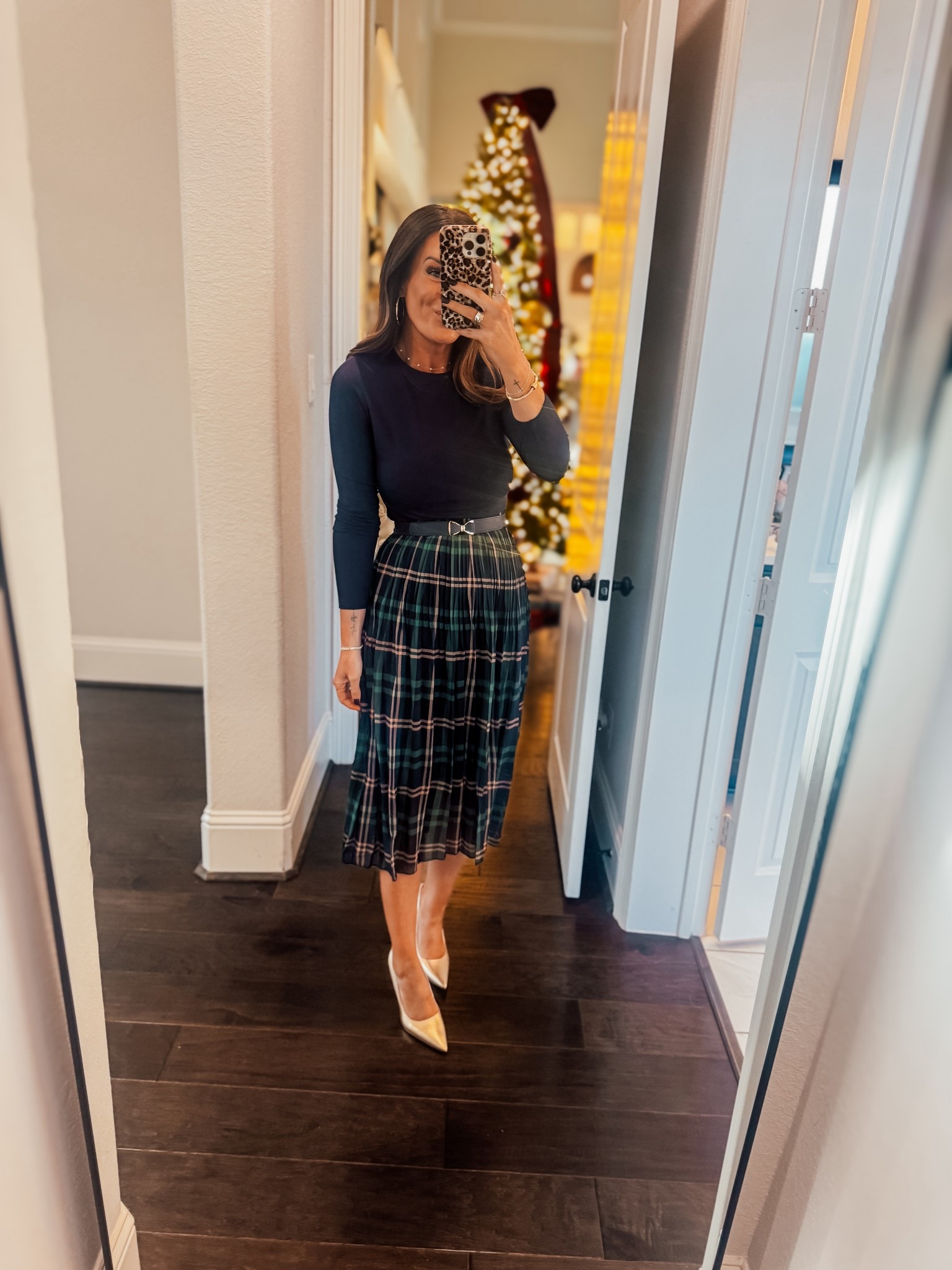 Wearing a small in the skirt and top! I’m 5”6 for reference, usually a 0-2, XS-S, 32D, 140lbs. 

#LTKgrwm #LTKHoliday