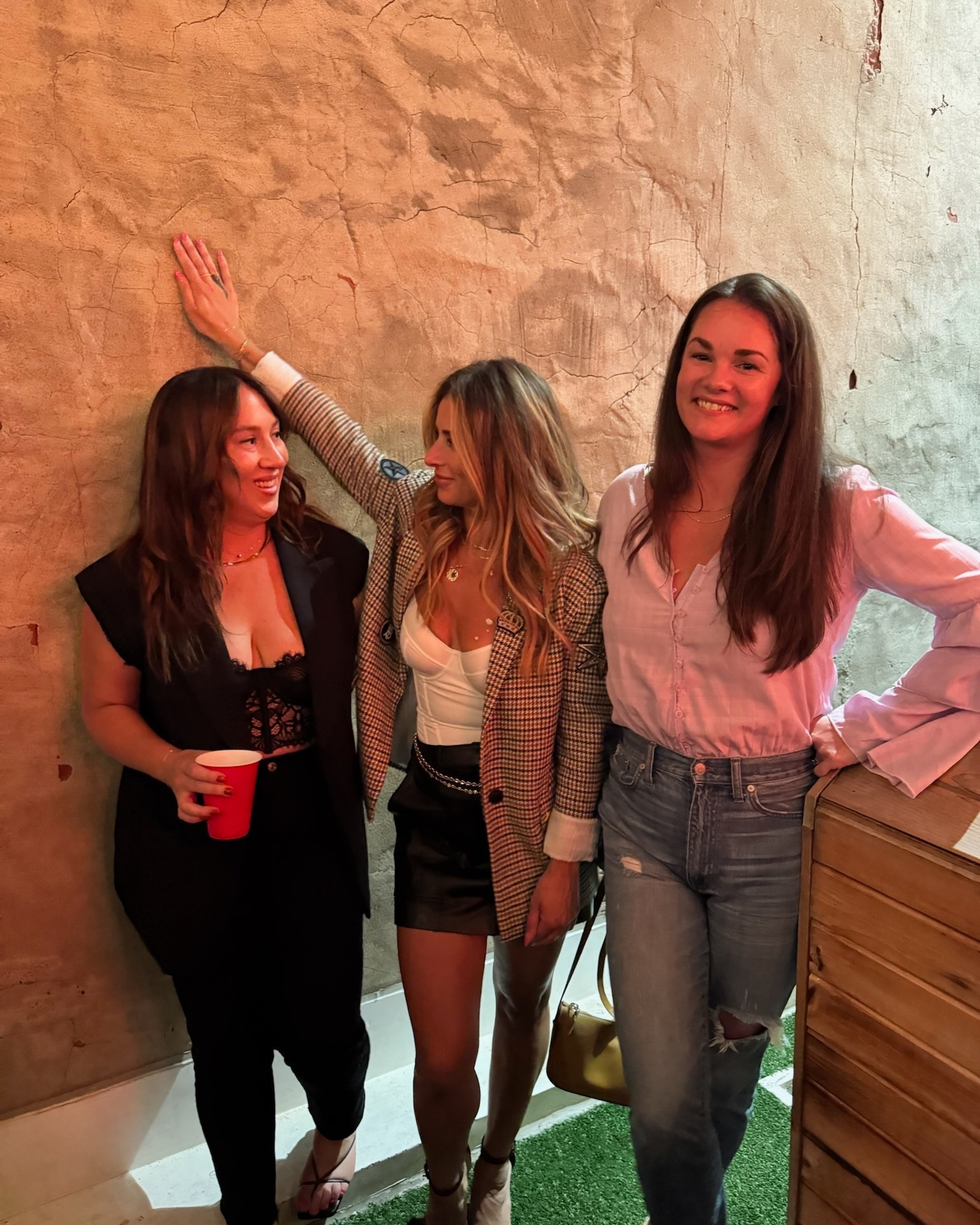 If moody lighting, antique, books, and next-level cocktails sound like your vibe… you need a night at @cloakanddaggercle 🖤✨

Truly the ultimate girl's night out spot! Gothic charm, vegan bites, and drinks that taste like a magic trick.

Tag your go-to GNO crew & tell me your cocktail order 🍸

#SaucedBySunday #cloakanddaggercle #CLEnightlife #GirlsNightOut #ClevelandEats #CocktailCulture #CoolGirlAesthetic #CLEbarScene #SupportLocalCLE #WeekendPlans