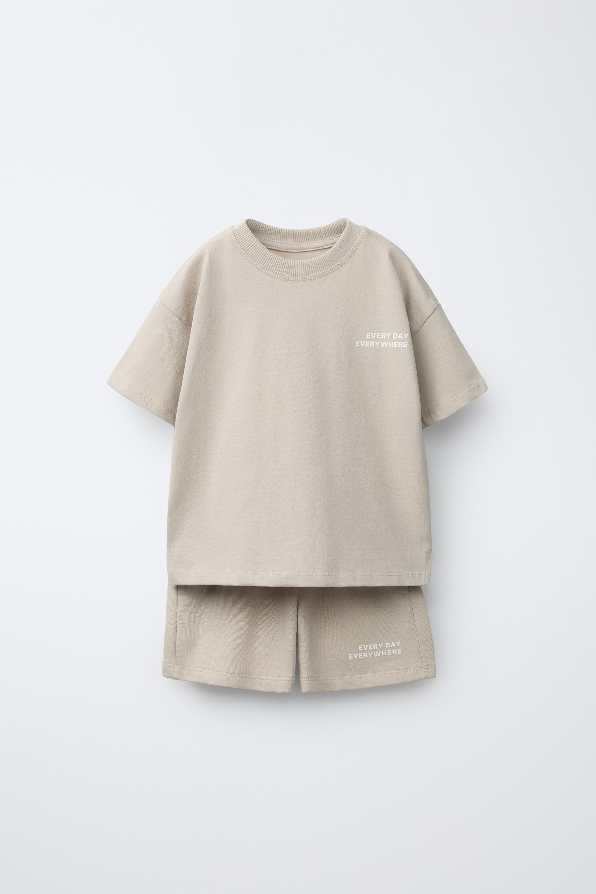 JOGGING SET WITH T-SHIRT AND BERMUDA SHORTS | Zara US