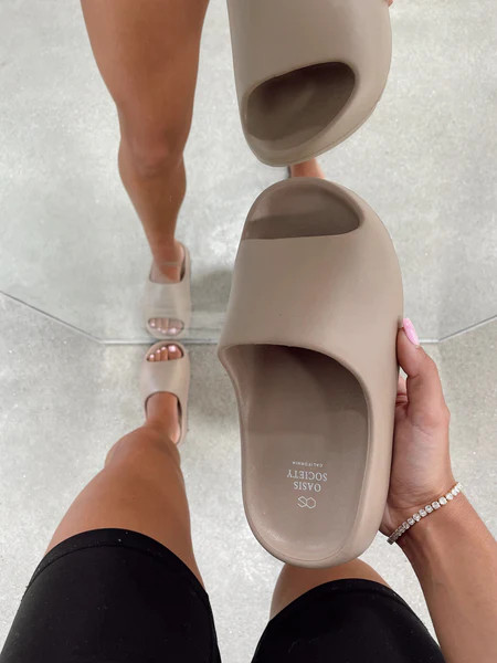 Walk With Me Slides | Lane 201 Boutique