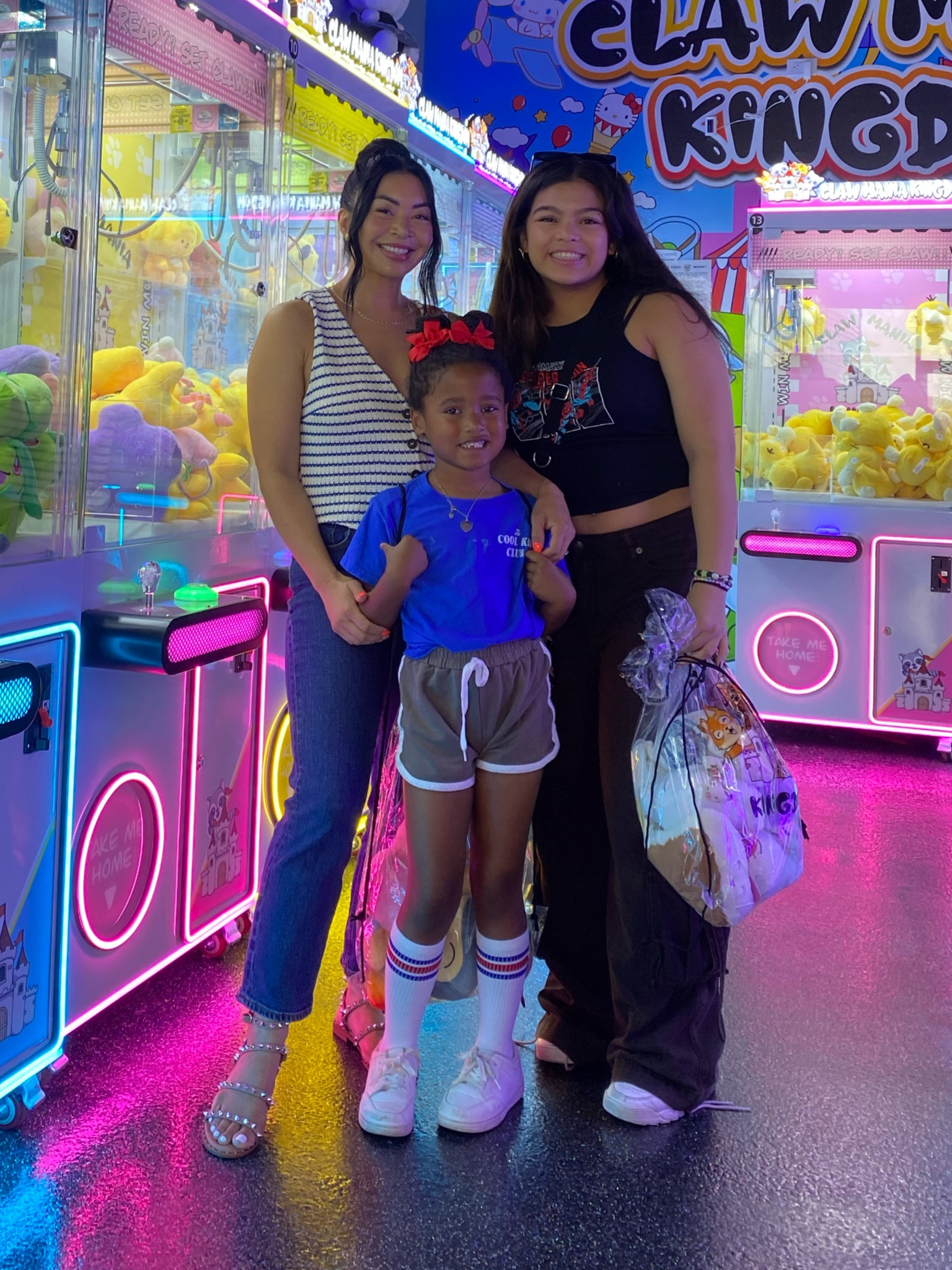 comfy casual mom outfit of the day 

#LTKStyleTip #LTKFindsUnder50 #LTKOver40