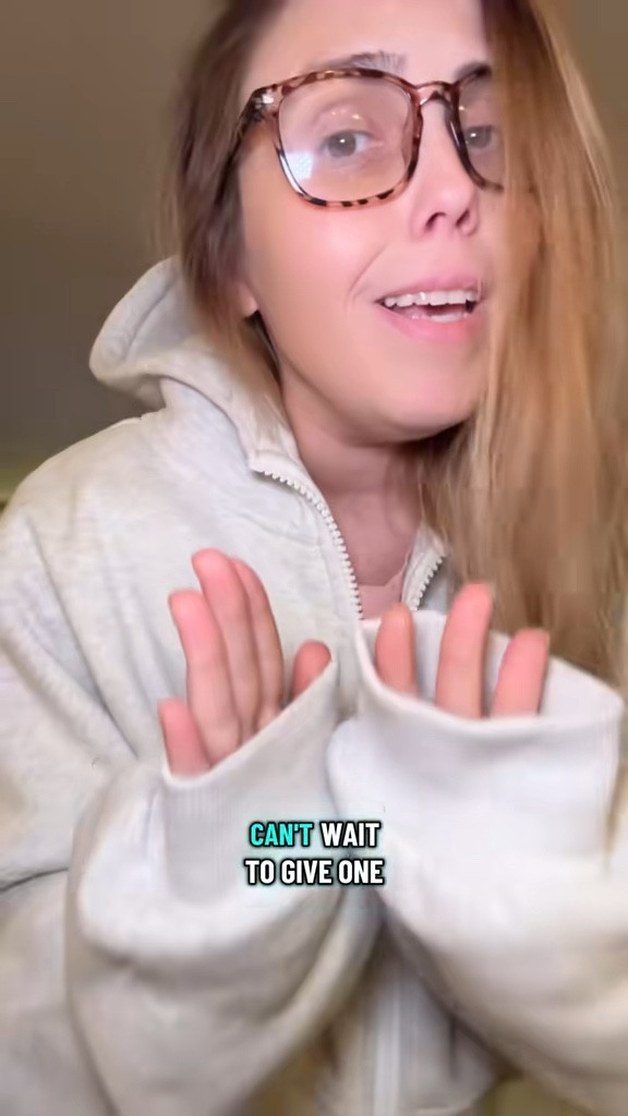 This Comfrt oversized hoodie is a must! These cyber week sales are too good too miss 


#comfrt #hoodie #weightedhoodie #cyberweek #cybermonday #sale 

#LTKCyberWeek #LTKActive #LTKGiftGuide