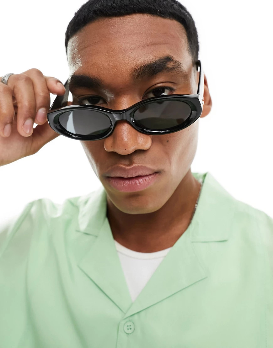 ASOS DESIGN oval sunglasses with chunky temples in black | ASOS (Global)