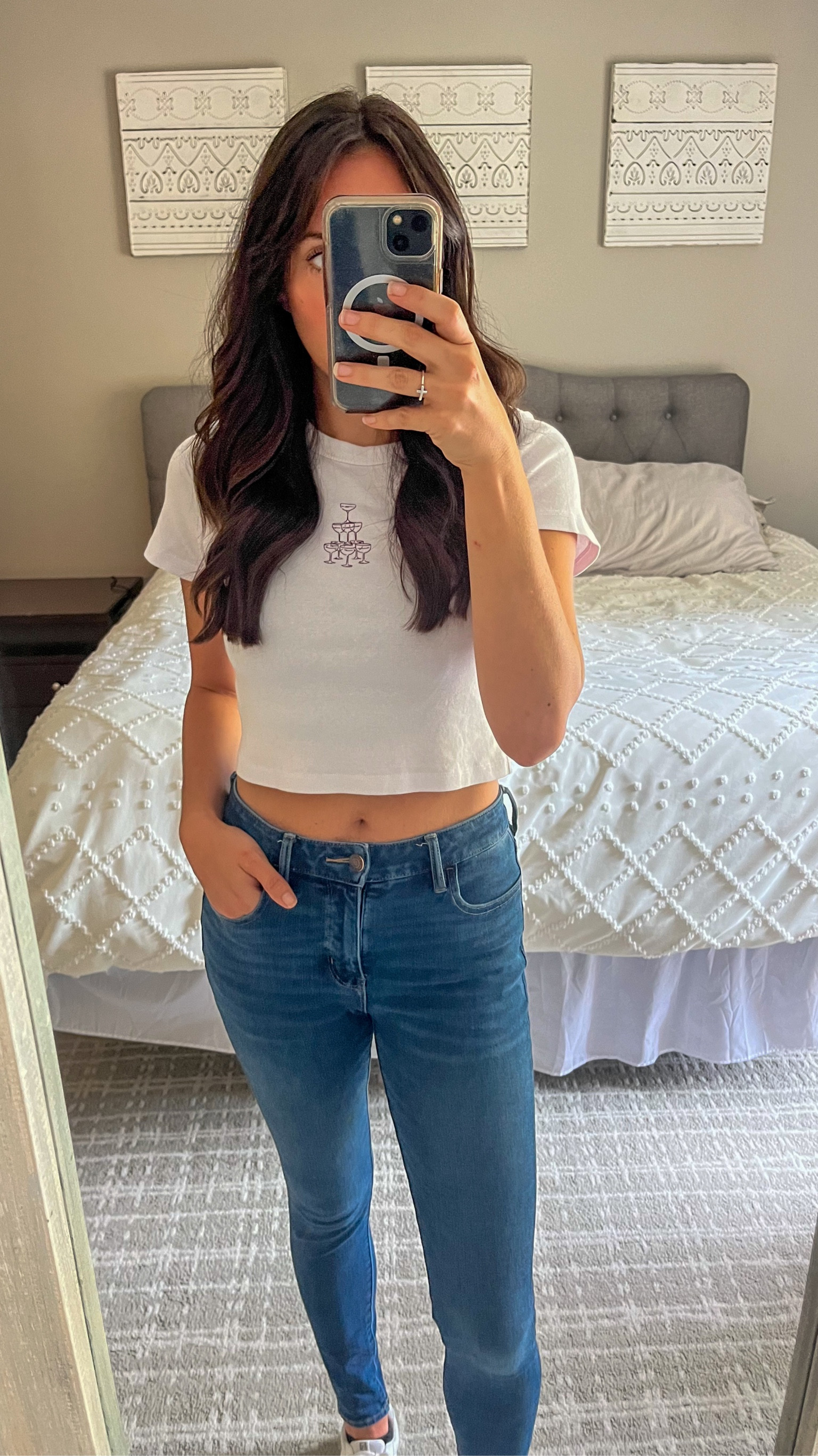 Love these jeans and how comfortable they are. Casual outfit for running some errands. 

#LTKU #LTKstyletip #LTKfindsunder50