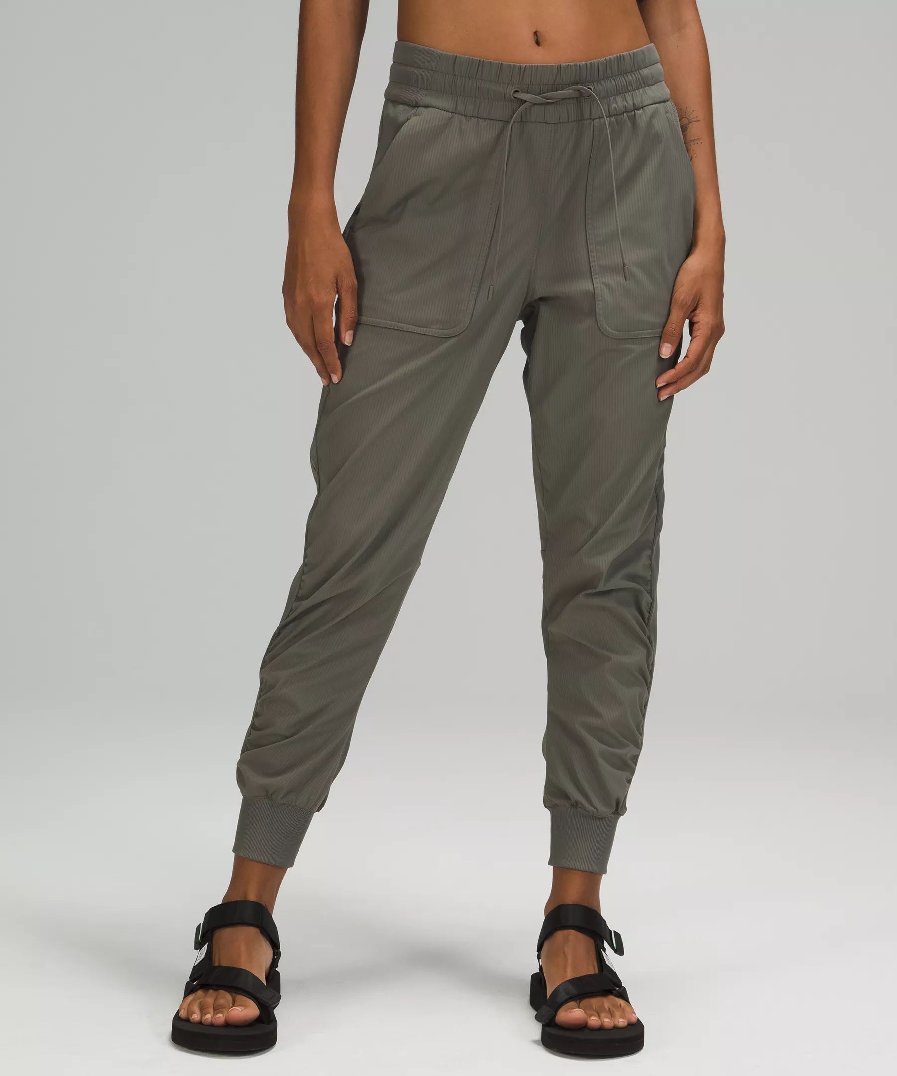 Beyond the Studio 7/8 Jogger *Online Only | Women's Joggers | lululemon | Lululemon (US)