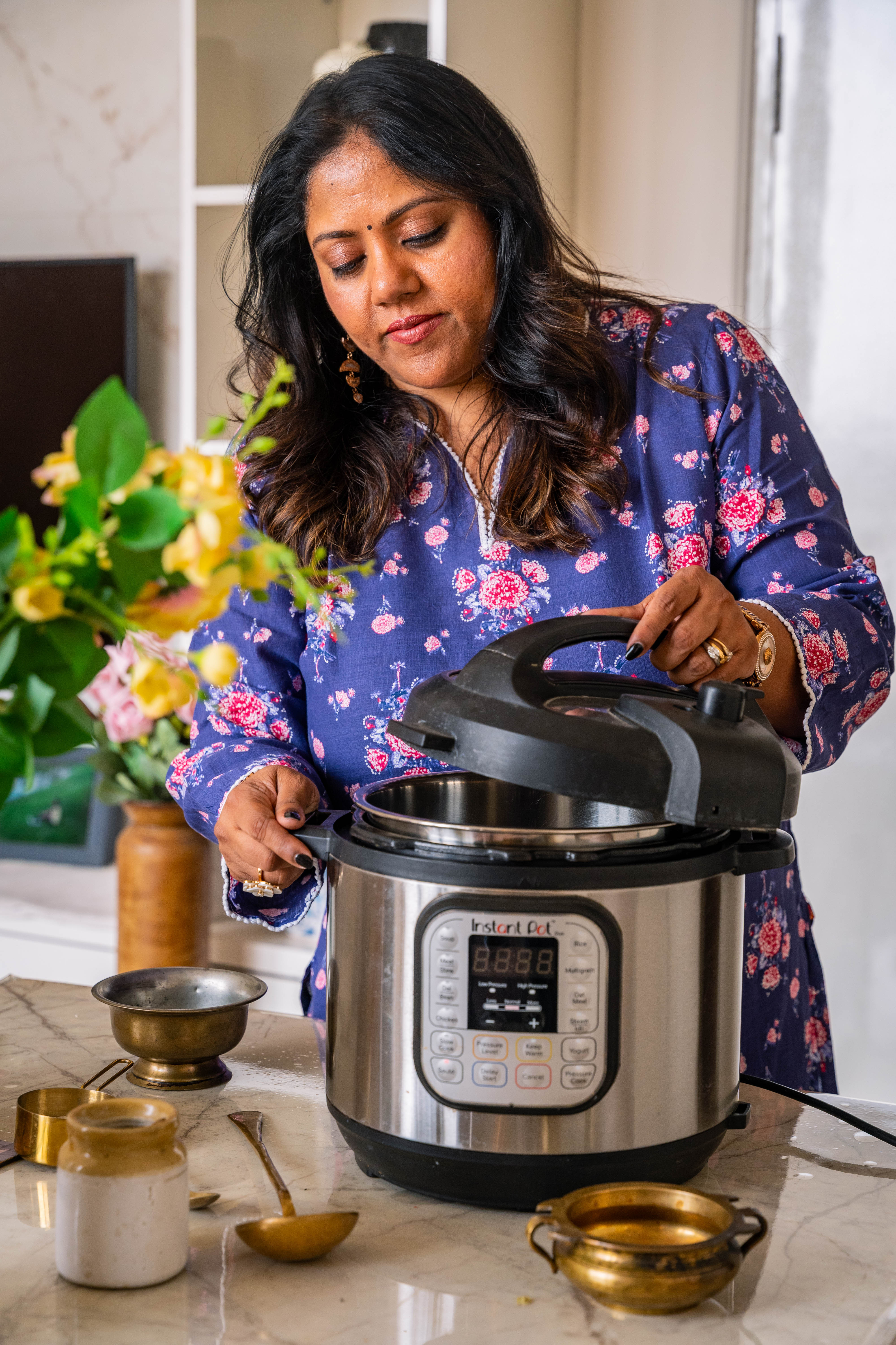 My top kitchen must-have: the Instant Pot! Perfect for fast, flavorful, and foolproof meals — soups, stews, rice, beans, curries & more. 💨 Shop my favorite model right here. 

 #LTKCyberWeek #LTKGiftGuide #LTKfoodie