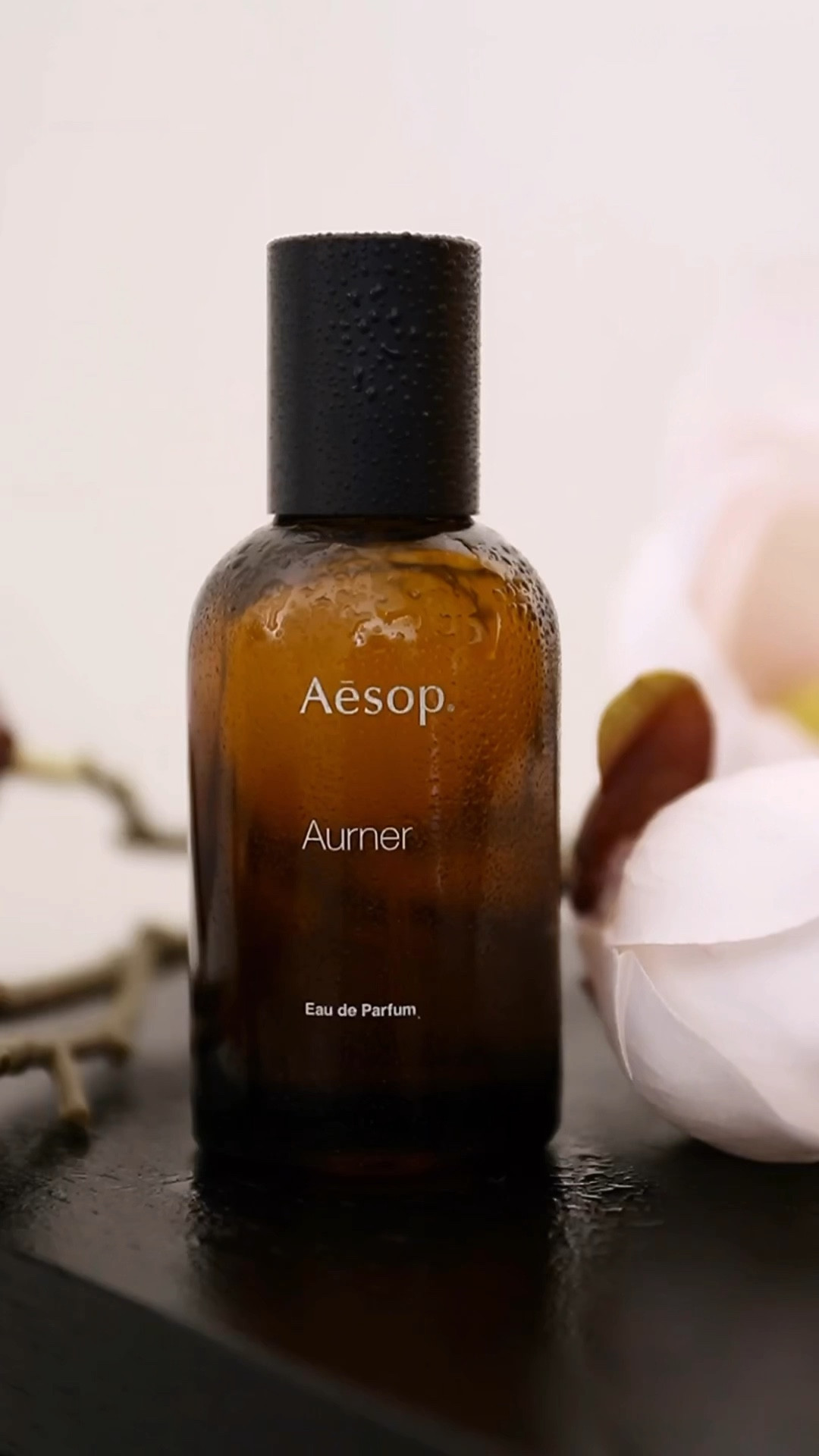 A Defiant Bloom @aesop 🪷🤎

Aurner [Or-nerr] Verb, Old Norse.
To be adorned, to be embellished with flowers.

The latest Eau de Parfum is an unconventional floral fragrance that draws on the poetic tensions between tenderness and strength.
In an arrangement of unexpected contrasts, rousing green spice converges with a resonant floral heart that finds roots in sumptuous woods.
Central to the aroma is Magnolia Leaf, bearing a luminous herbaceous quality to deliver a nuanced expression of the bloom.

Emboldening, unyielding -
Delicate yet powerful. 
Our own blooming starts within the journey not the destination. #Aesop #Aesopfragrance #Aurner #Fragrance #perfumecollection



#LTKSeasonal #LTKWatchNow #LTKBeauty