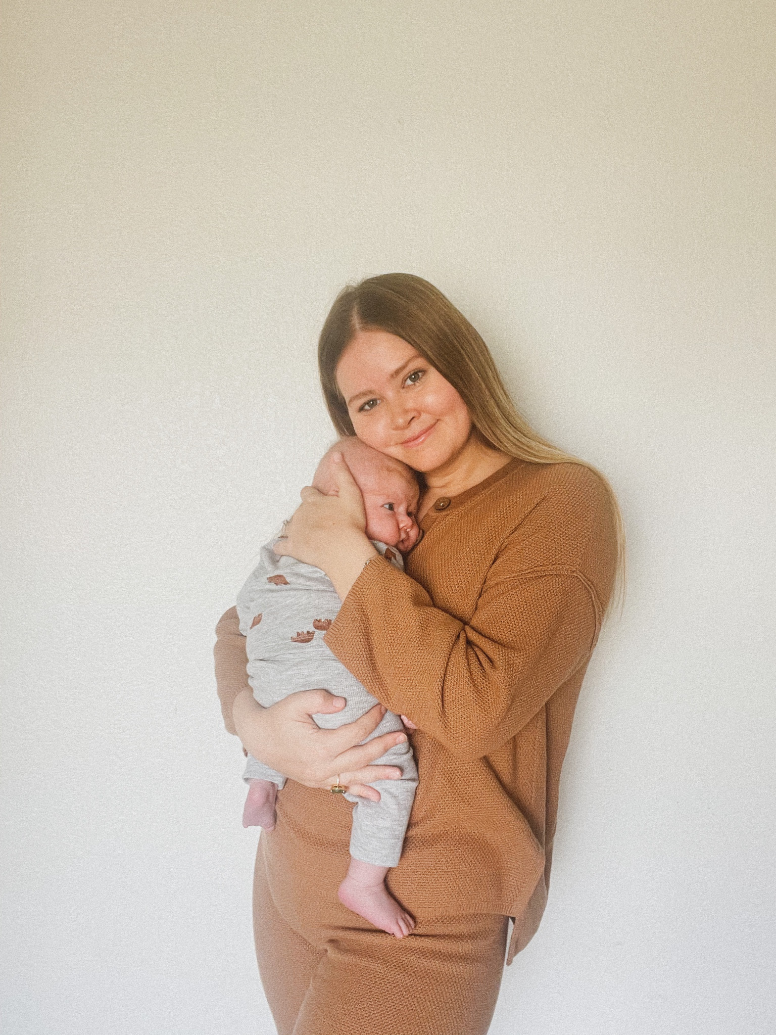 5 weeks postpartum 
My lounge set is from Amazon and Myles’s is Target and it’s currently on clearance! 

#LTKfamily #LTKbump #LTKbaby