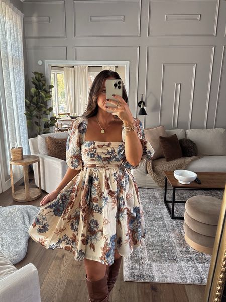 I just love the cut and how flattering this dress is! 20% off plus an extra 15% off with code DRESSFEST 

Summer outfit 
Summer dress 
Nashville outfit 
Country concert outfit 

#LTKStyleTip #LTKSaleAlert #LTKFindsUnder100