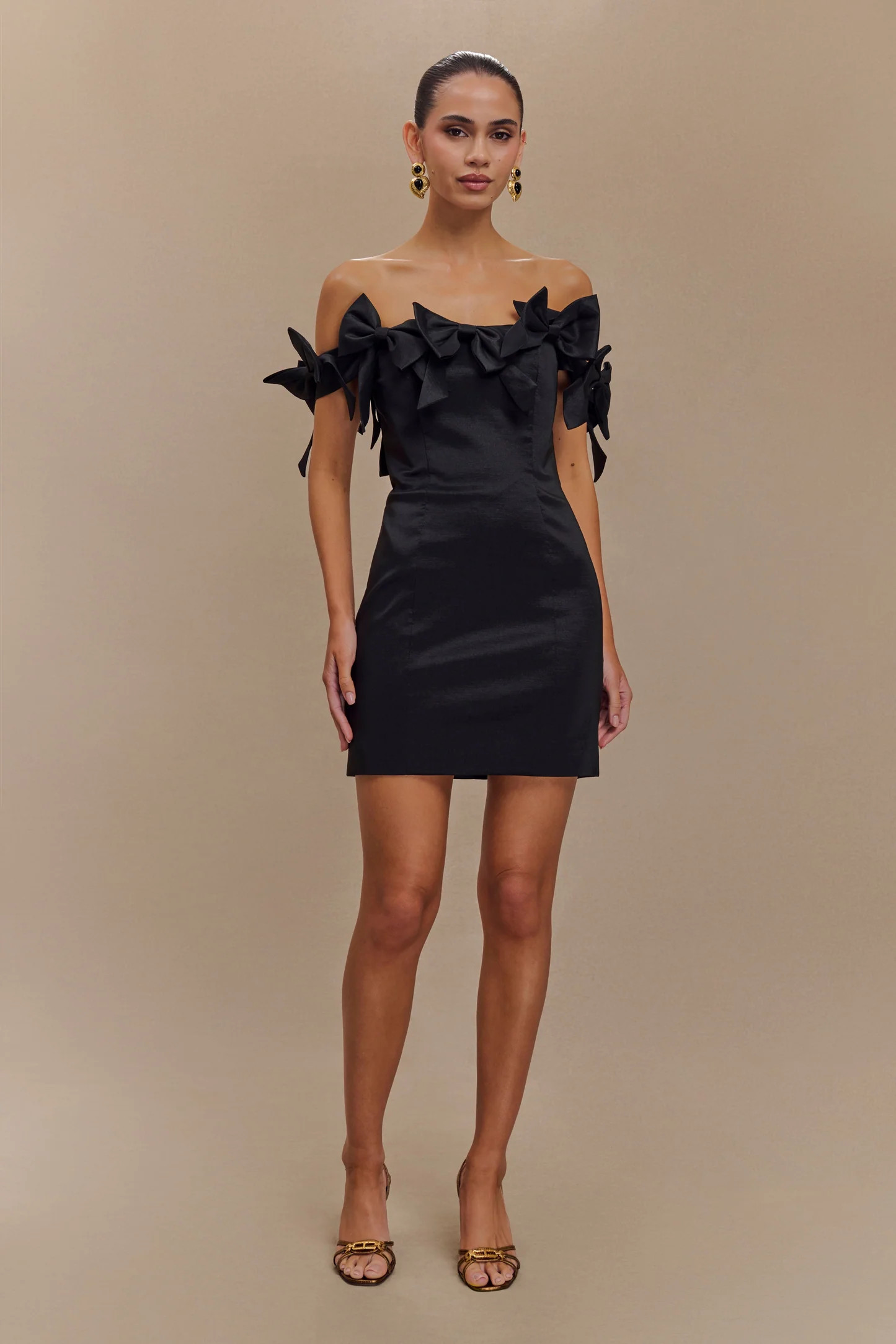 Strapless Bow Mini Dress - Black | MESHKI US