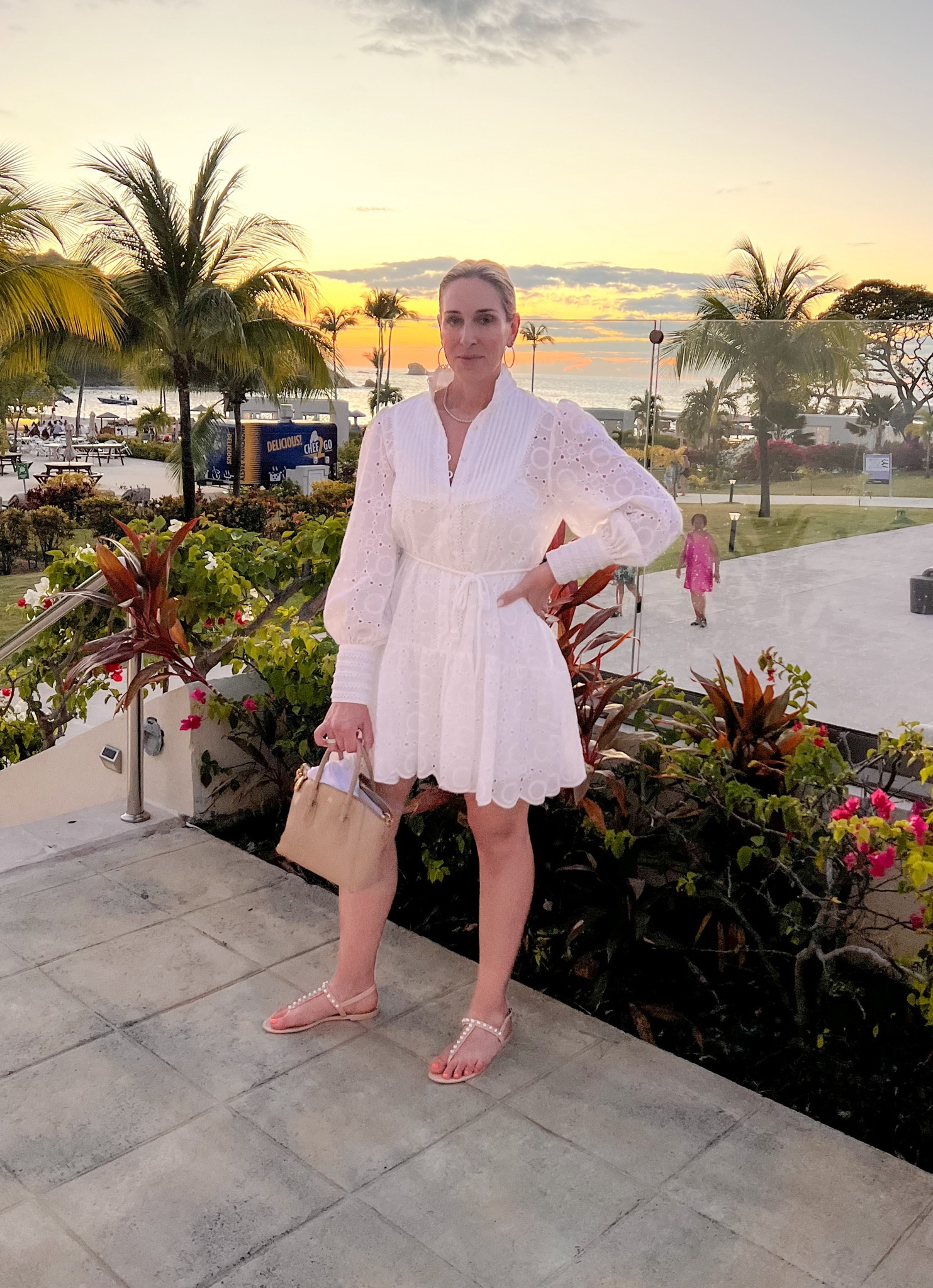 White Dress

Amazon Dress

White eyelet dress



#LTKover40 #LTKfindsunder100 #LTKparties