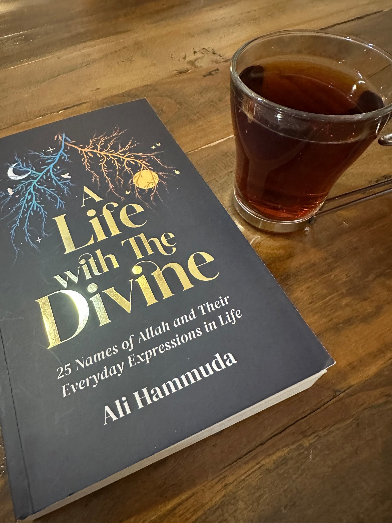 Slow evenings, a good book + chai 

#LTKmomlife #LTKHome