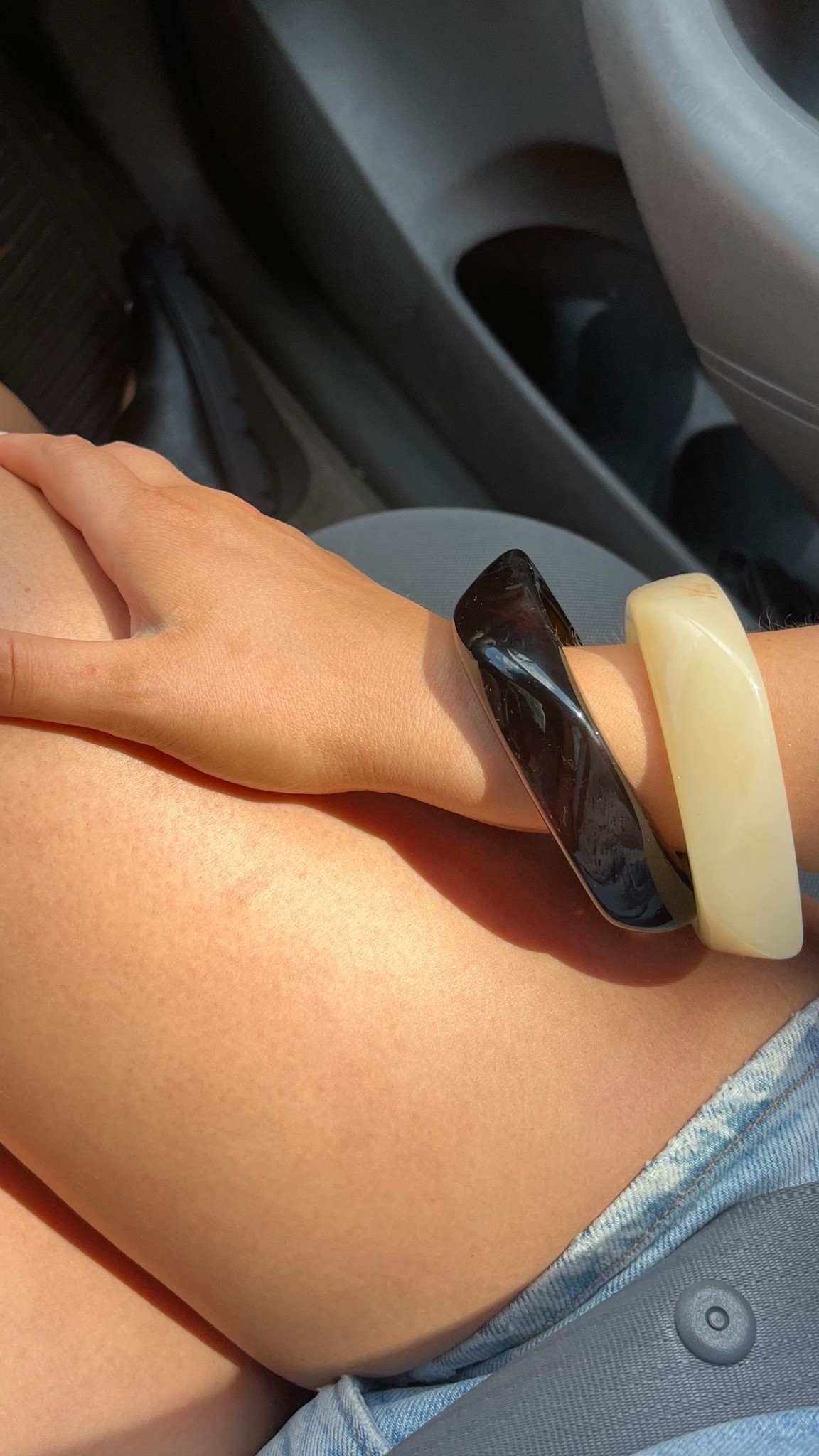 been obsessing over bangle bracelets lately🖤

#LTKStyleTip #LTKFindsUnder50