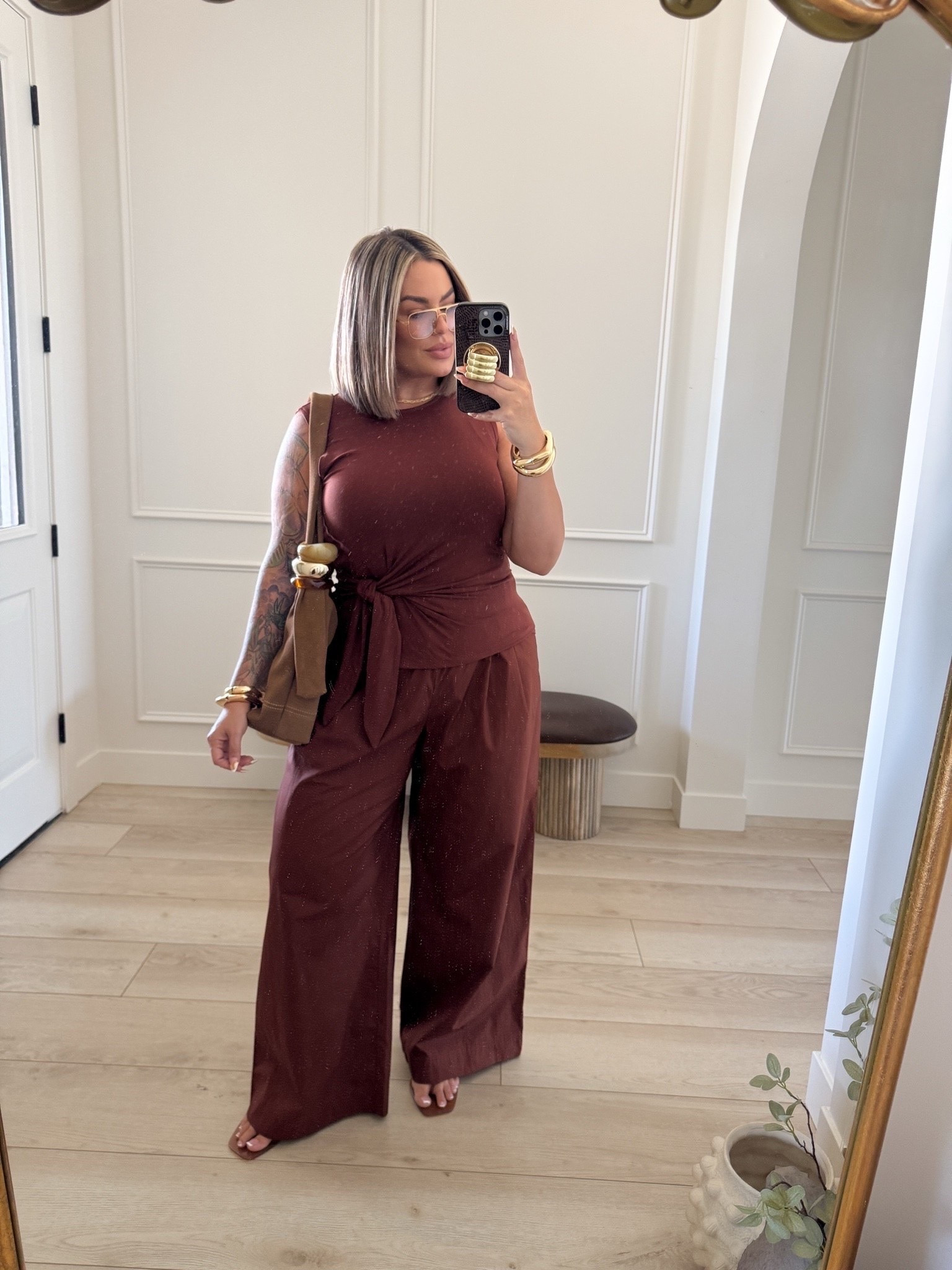 I grabbed this outfit in both colors.
Pants L ( tall girl friendly) if you are under 5’5 don’t buy the pants they will be way too long. 
Top M 

#target #pants #businesscasual

Comment SHOP below to receive a DM with the link to this post on my LTK ⬇ https://liketk.it/6j7hZ

https://liketk.it/6j7hZ