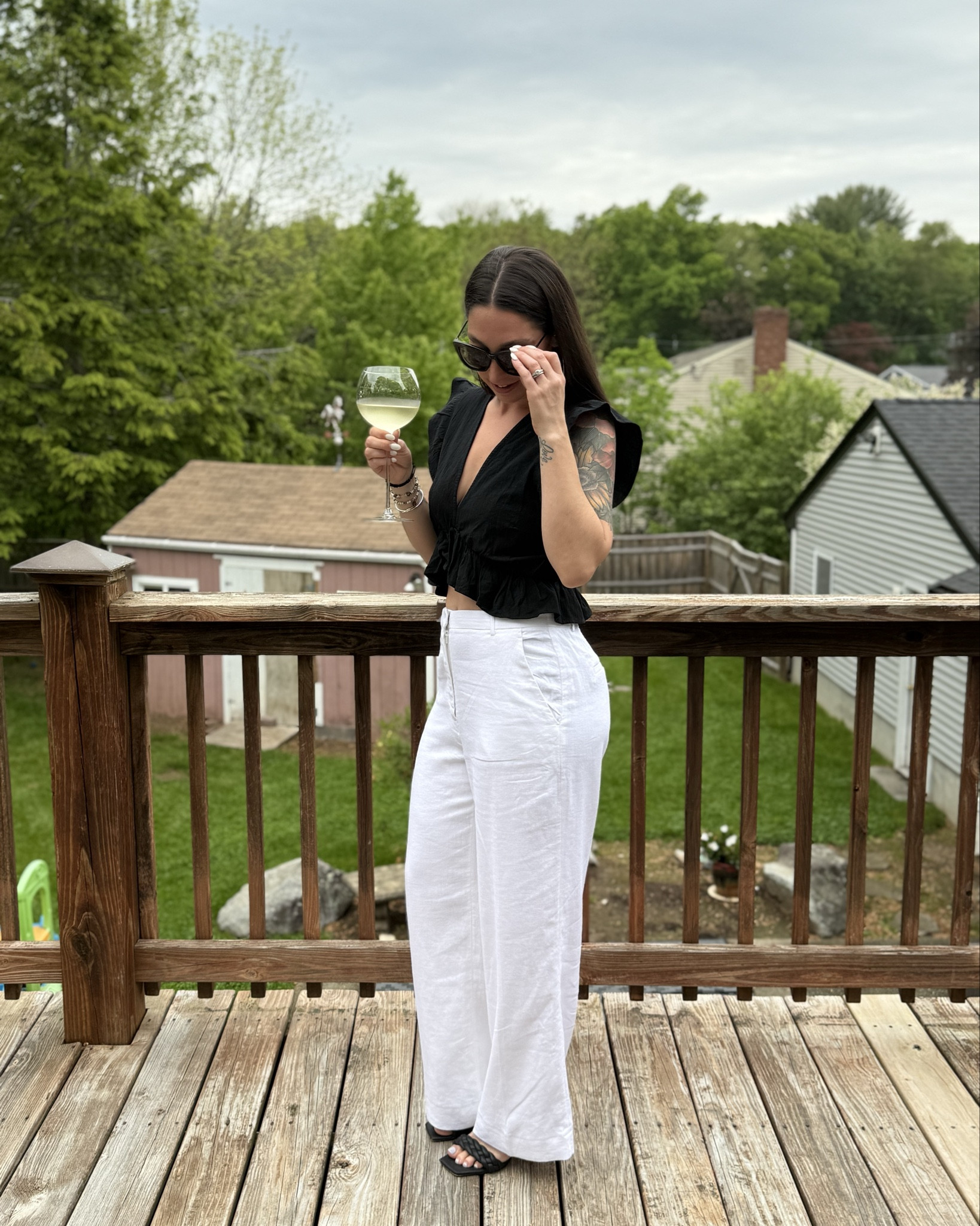 Date night fit. 

Wearing a size 28 in the pants. Shirt is old 😭 