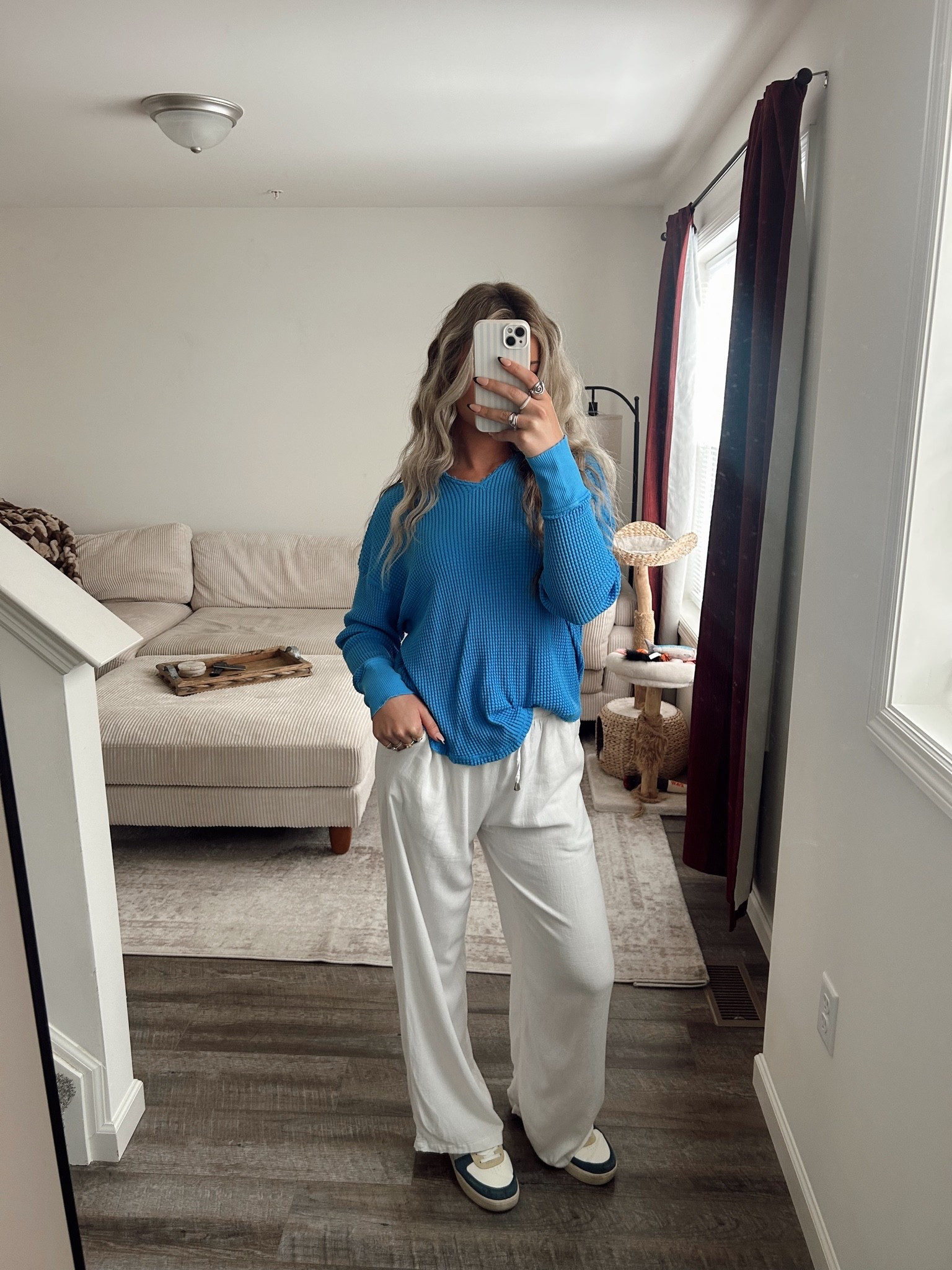 Comfy cozy outfit but elevate it


White linen pants, spring outfits, spring tops, spring sneakers

#LTKgrwm #LTKootd