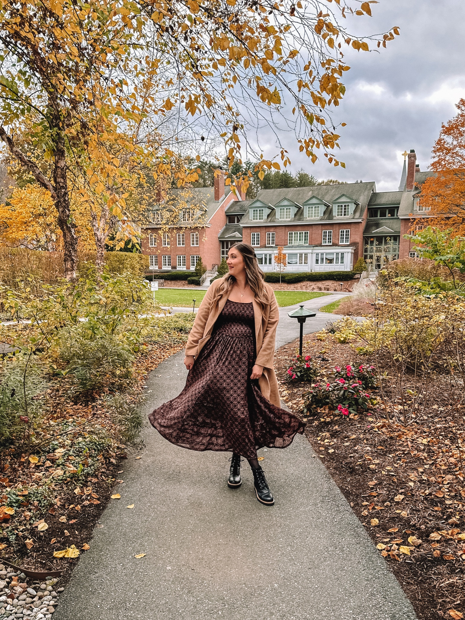 Fall outfit, fall family photos outfit, holiday outfit. Free people dress is stretchy & PP/pregnancy friendly! Tts L  

#LTKmidsize #LTKSeasonal #LTKHoliday