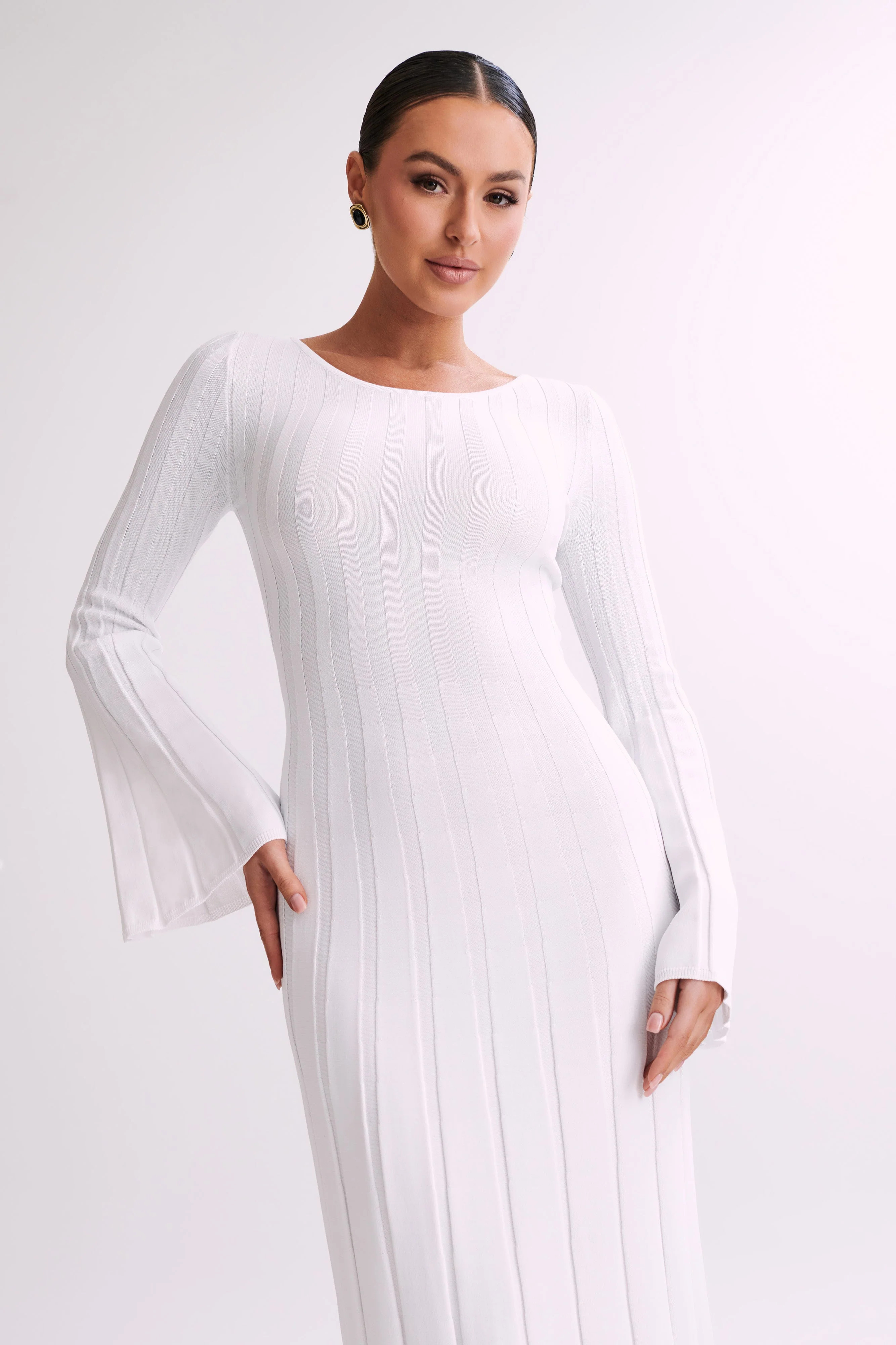 Mabel Long Sleeve Knit Maxi Dress - White | MESHKI US